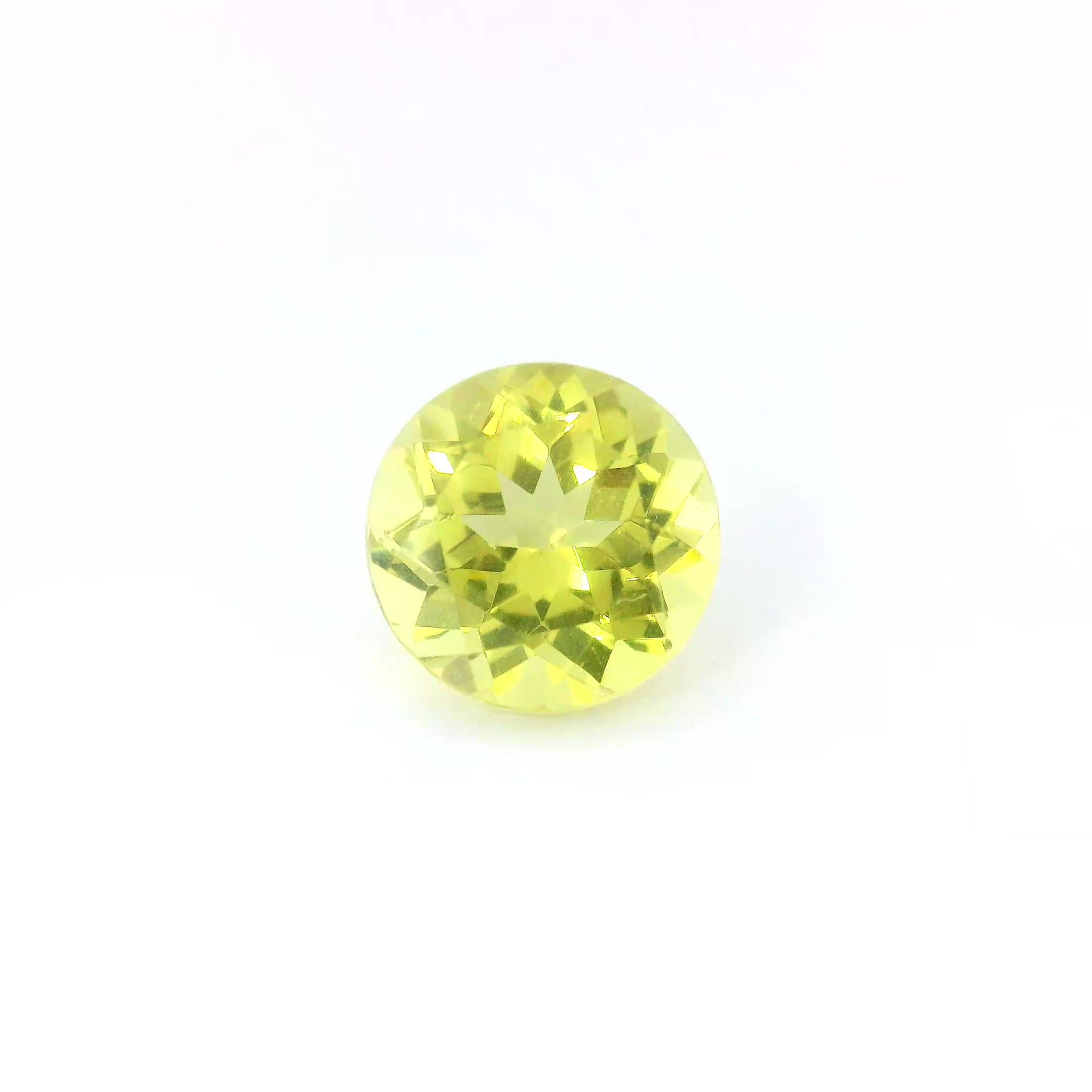 Apatyt 2,30 ct, żółty, szlif okrągły