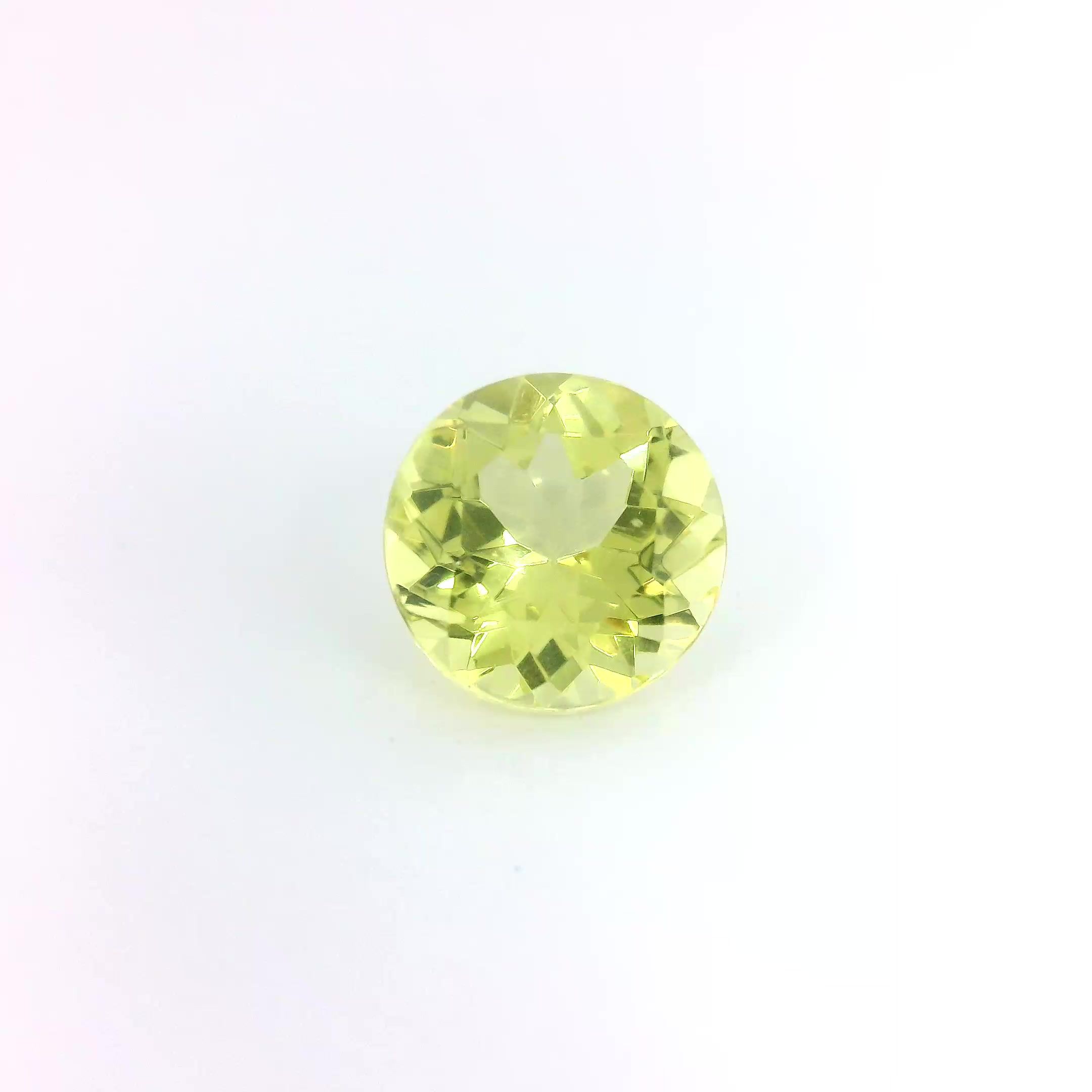 Apatyt 2,38 ct, żółty, szlif okrągły