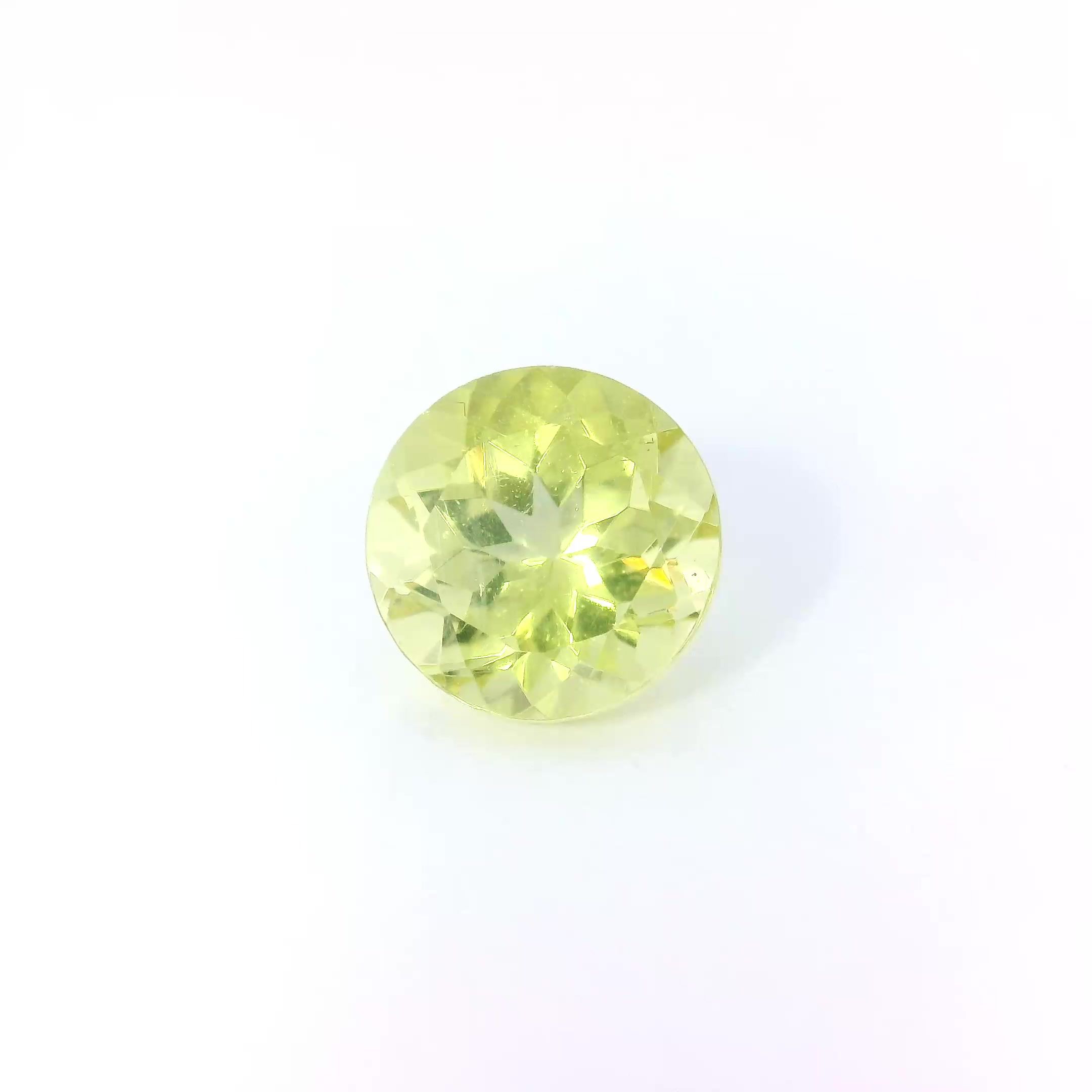 Apatyt 2,55 ct, żółty, szlif okrągły