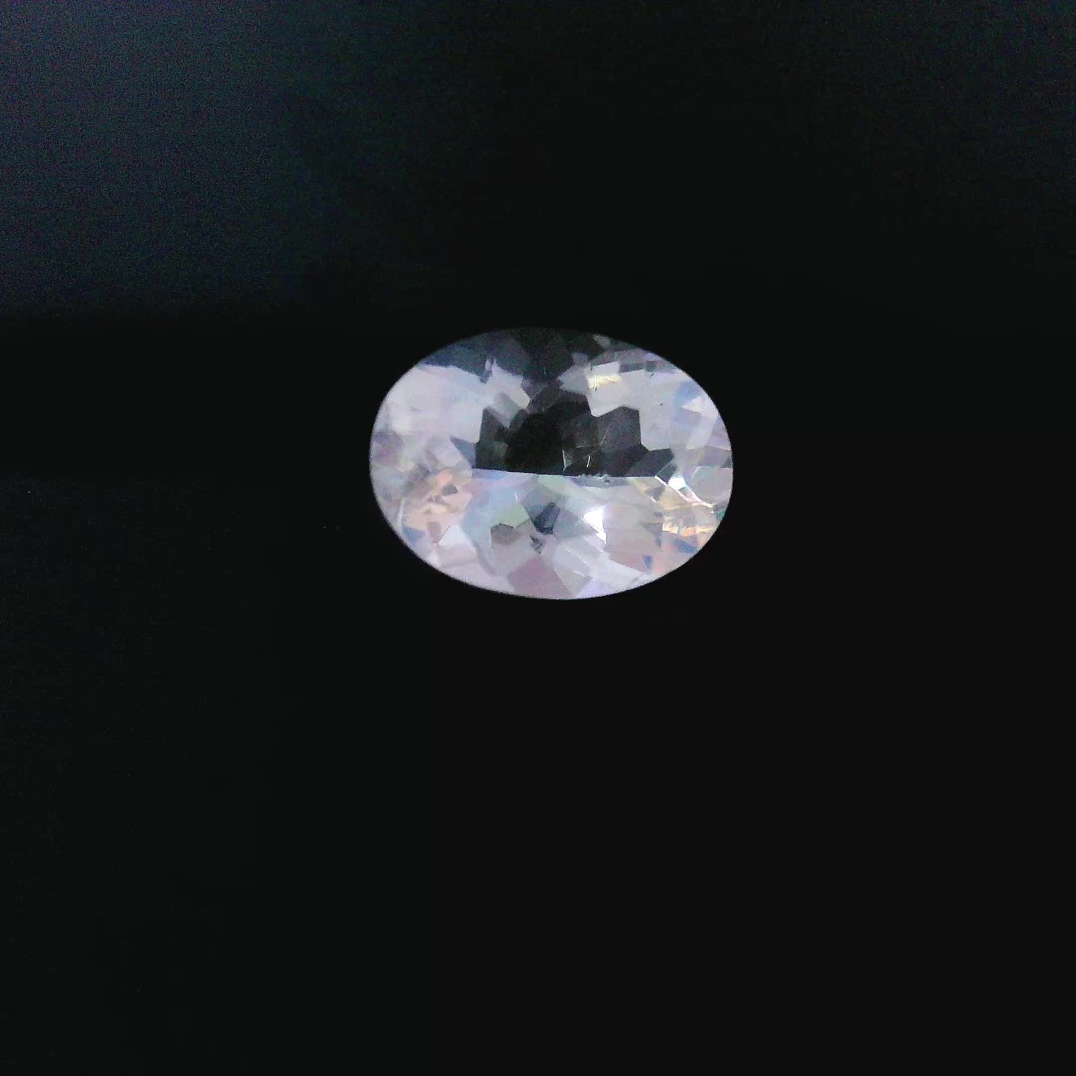 1.29 ct Oval moonstone