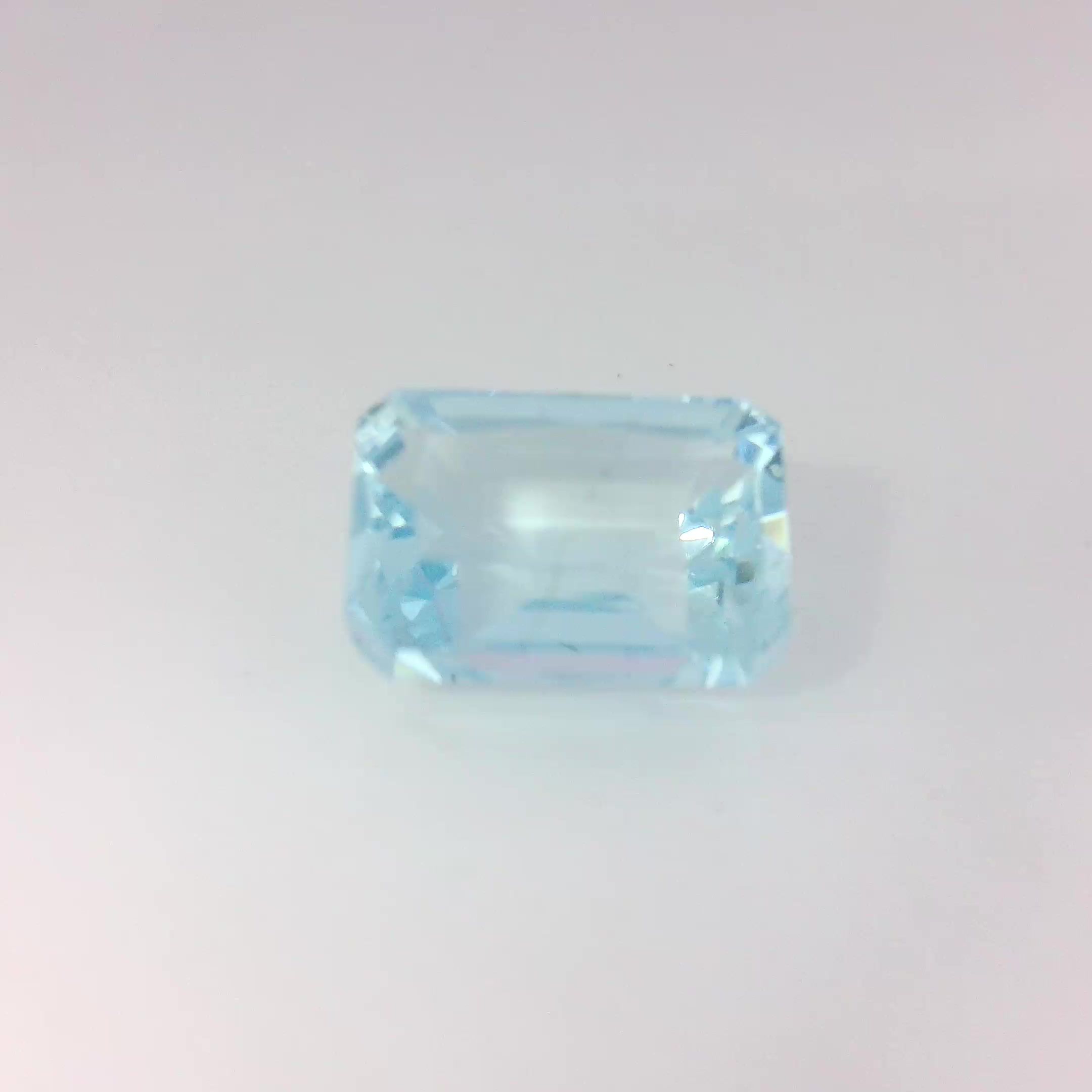 3.35 ct Octagonal aquamarine