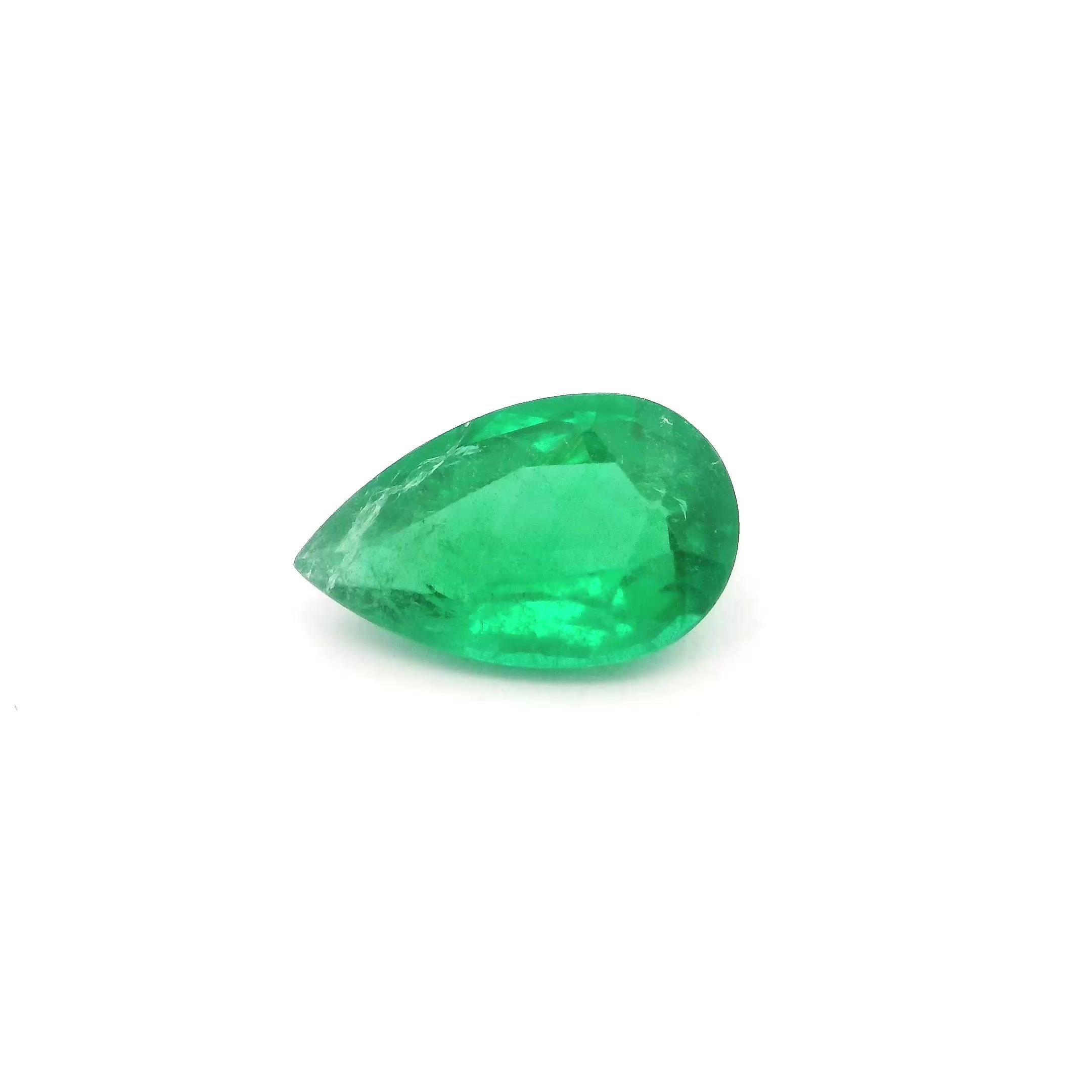 Szmaragd 1,57 ct, zielony, szlif gruszka