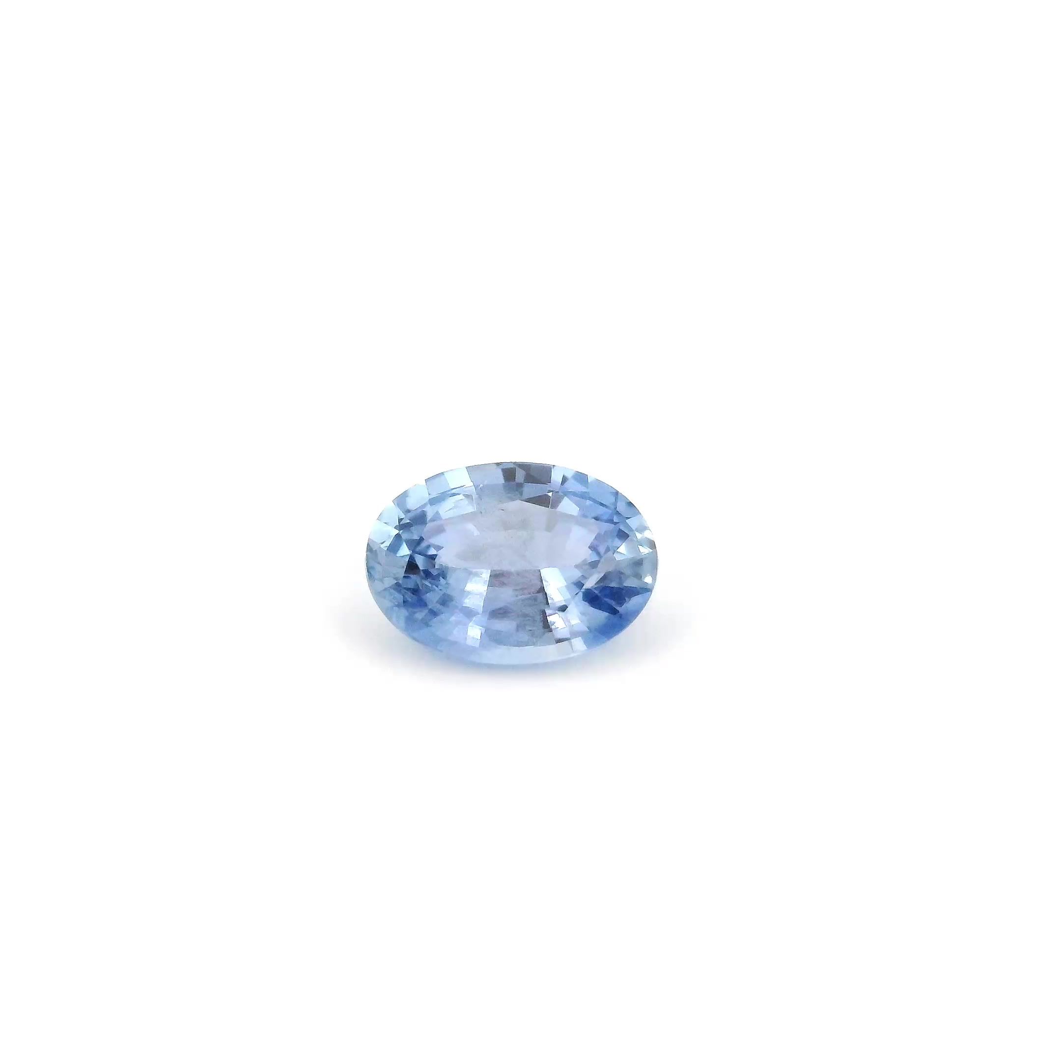 0.88 ct Oval sapphire