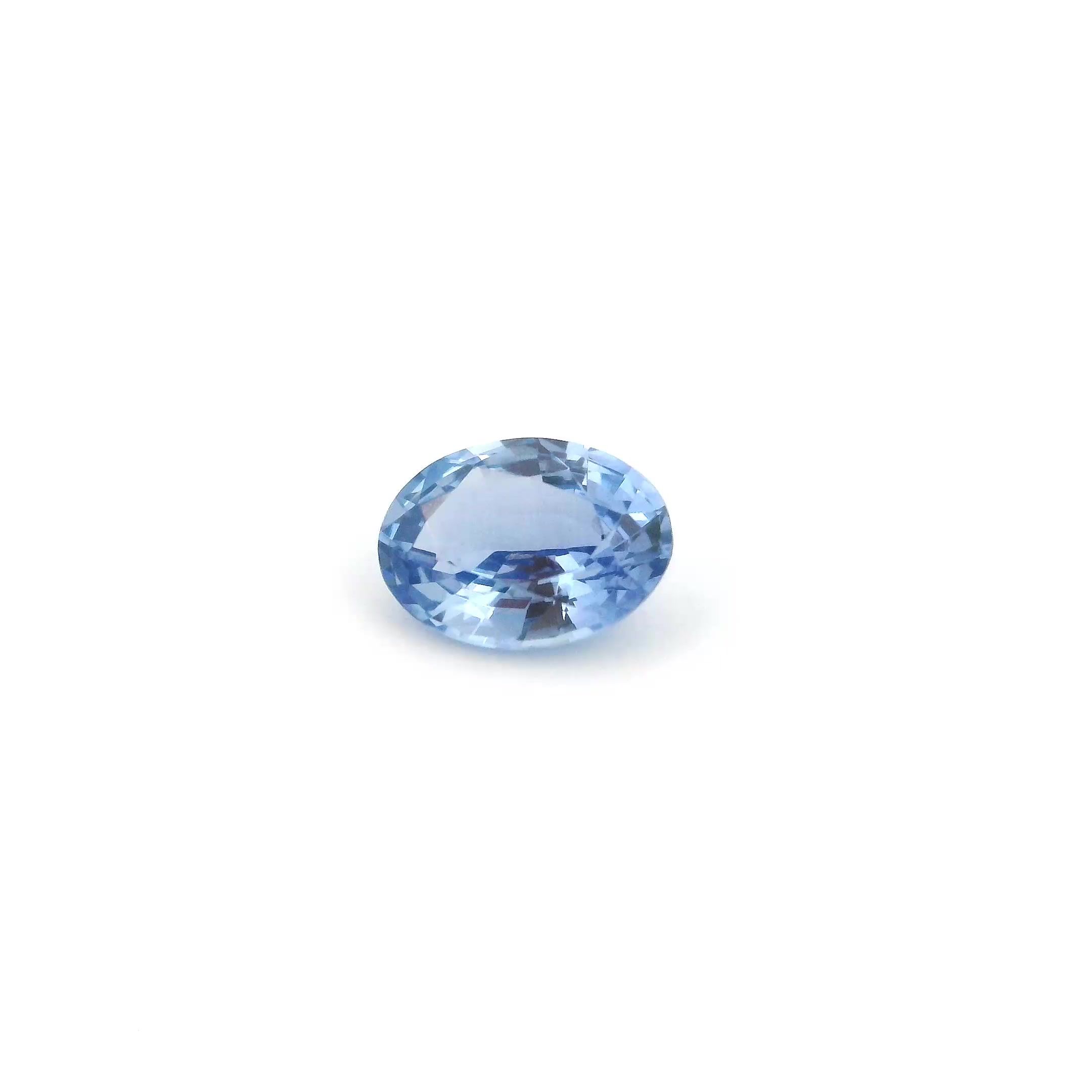 0.94 ct Oval sapphire