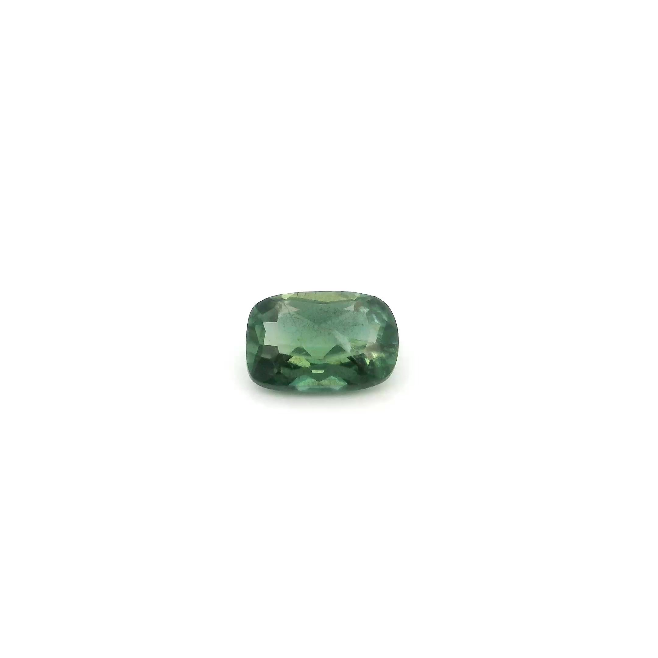SAPPHIRE FACETED 0.65ct GREEN Intense EC MADAGASCAR NONE