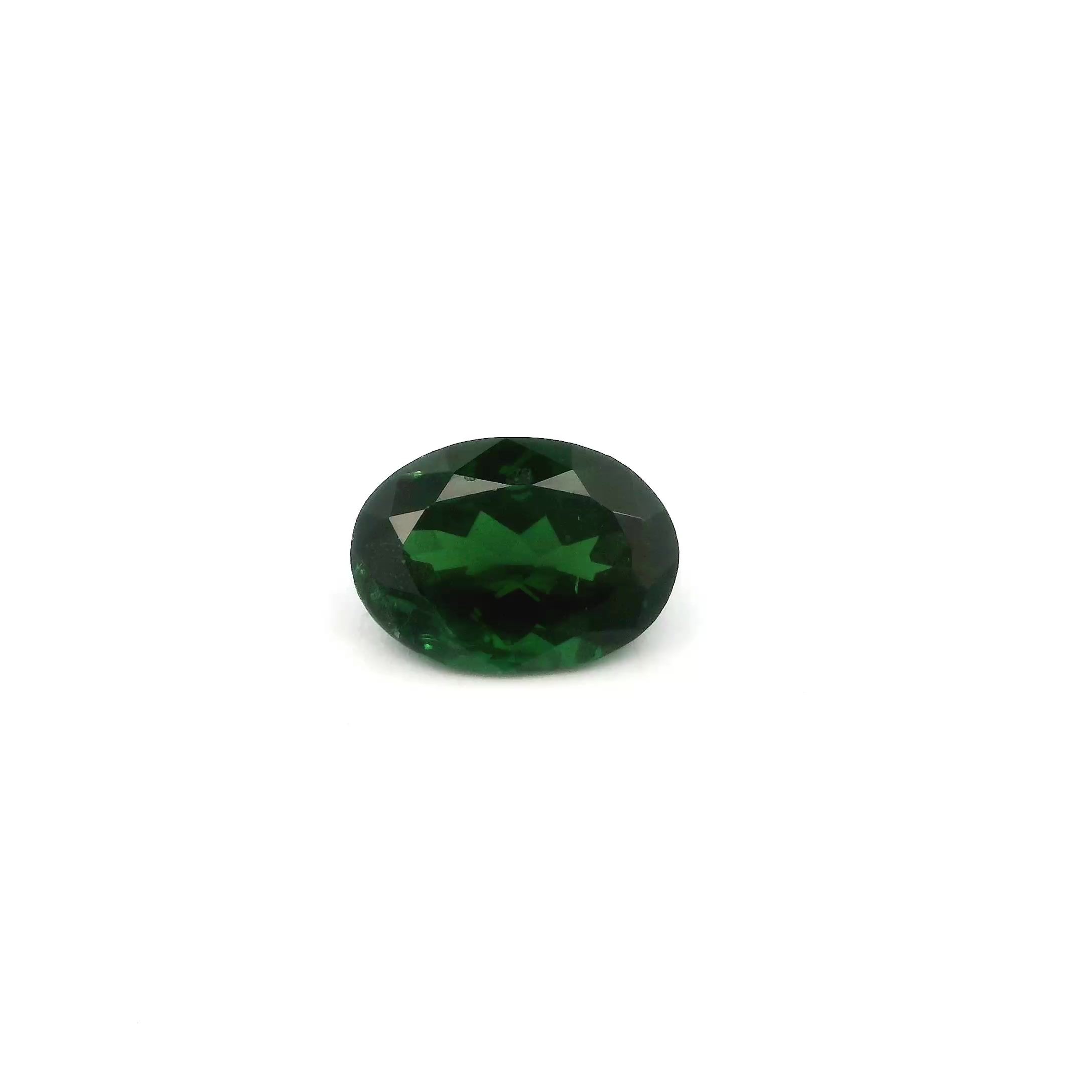 GARNET FACETED 1.06ct GREEN Deep green SI KENYA NONE