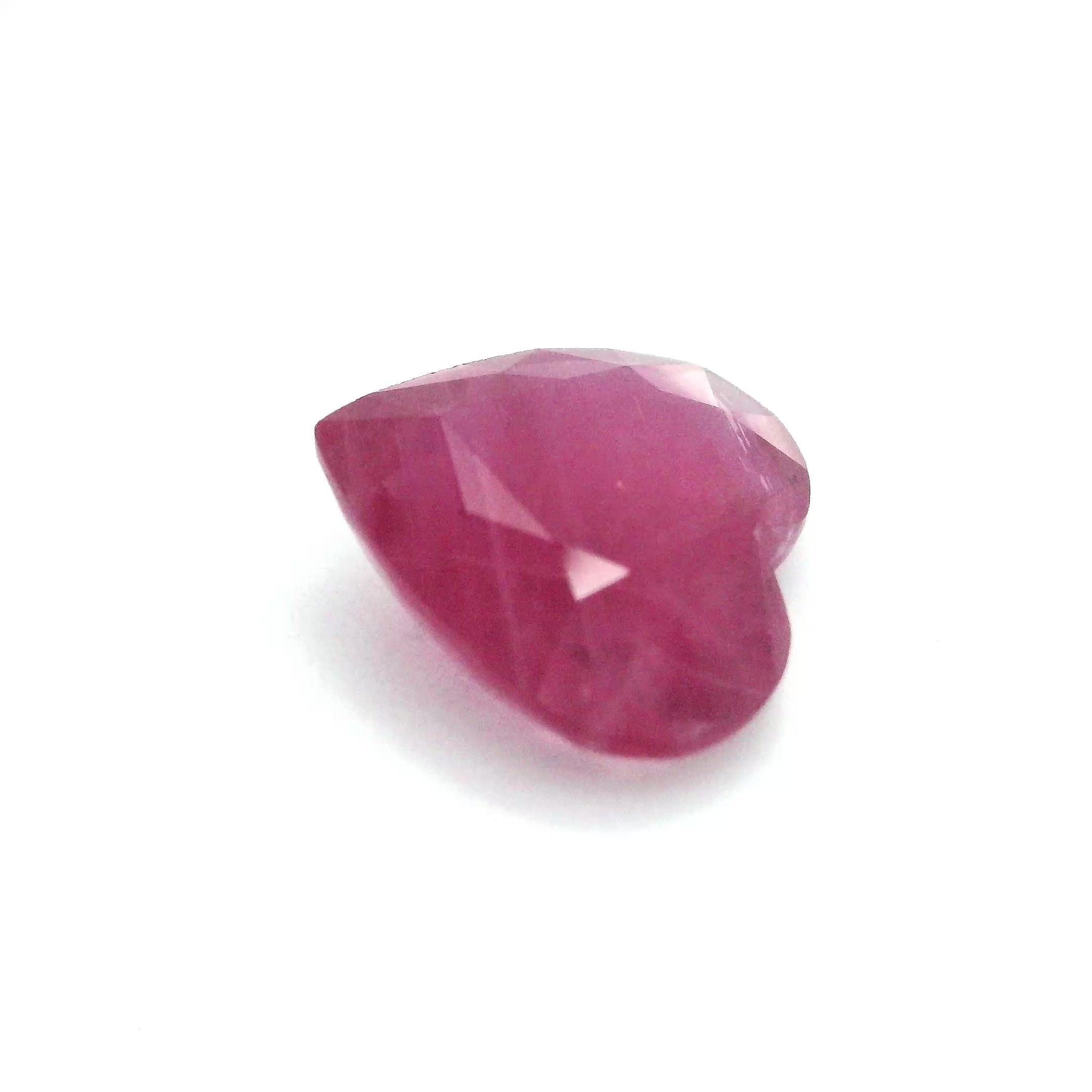 Rubin 6,70 ct, czerwony, szlif serce