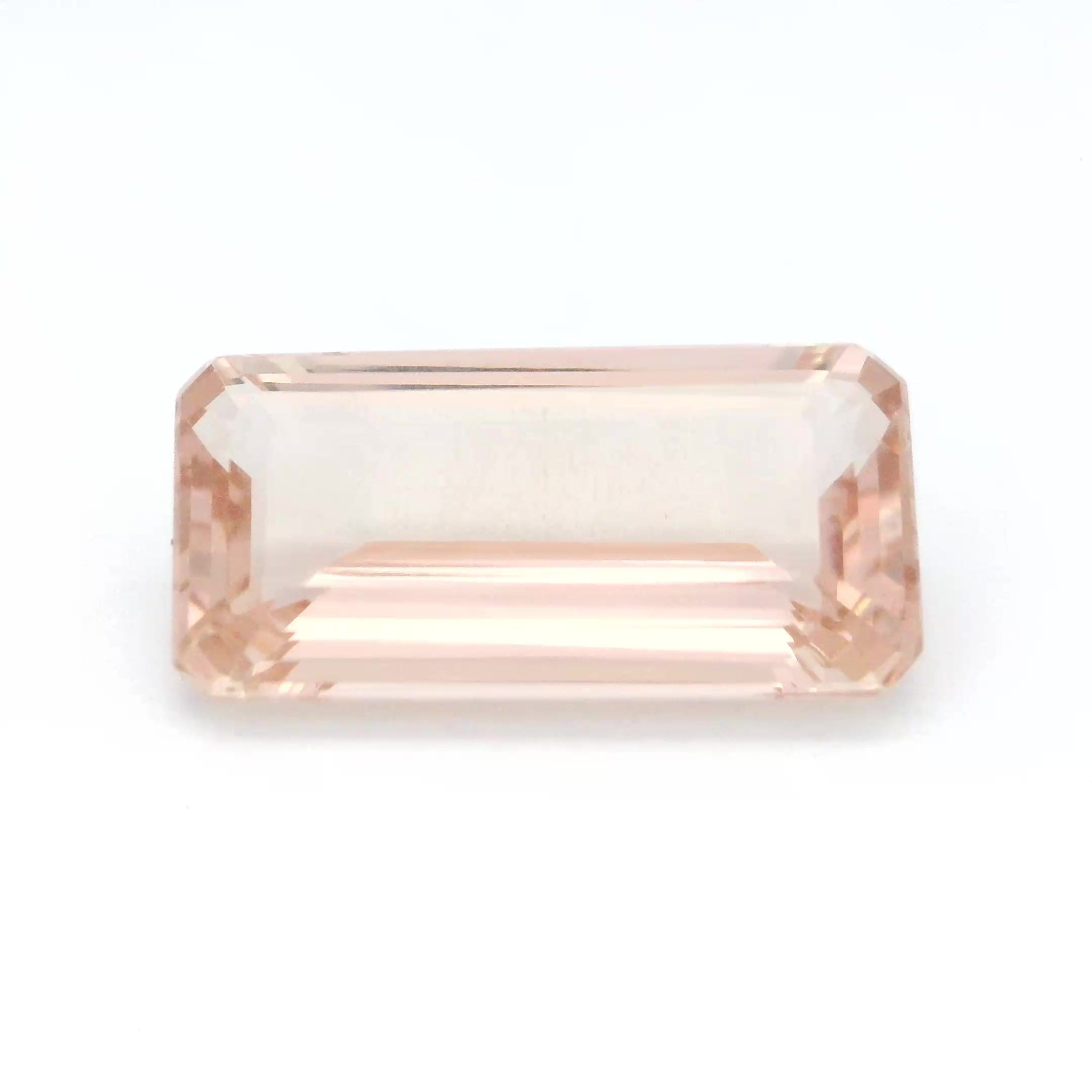Morganit 8,10 ct, różowy, szlif ośmiokątny