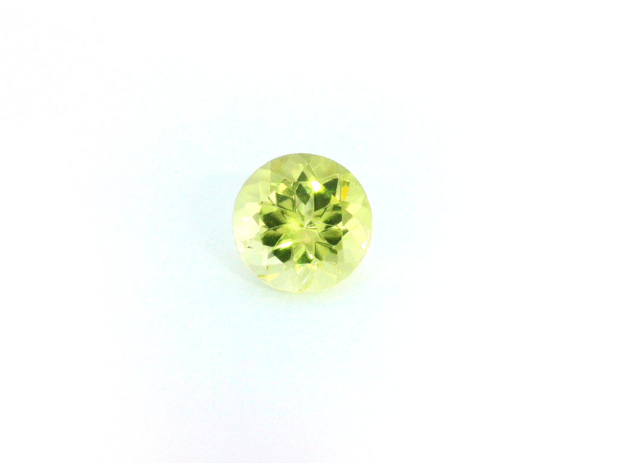 Apatyt 2,29 ct, żółty, szlif okrągły