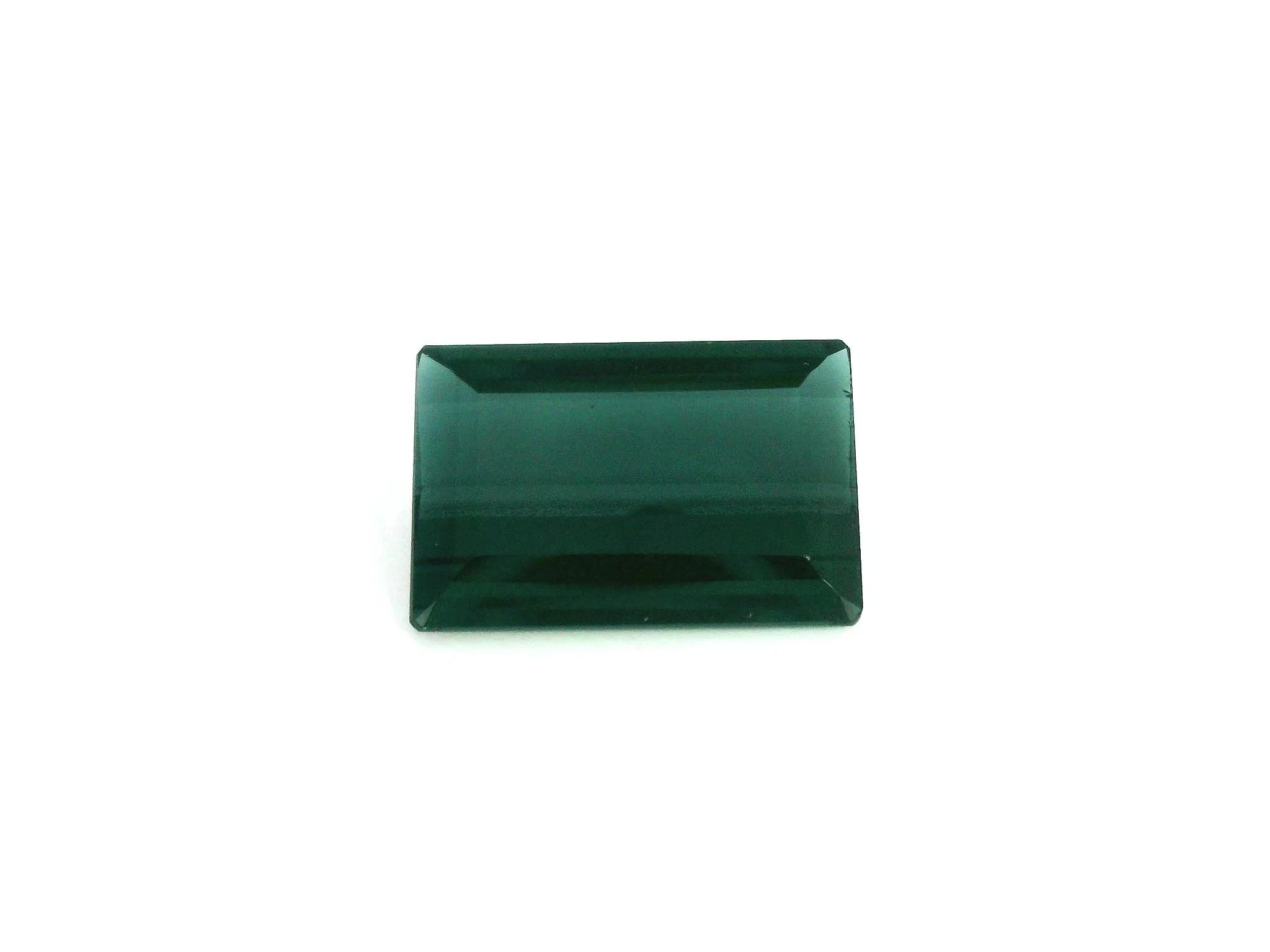 3.93 ct Rectangular tourmaline