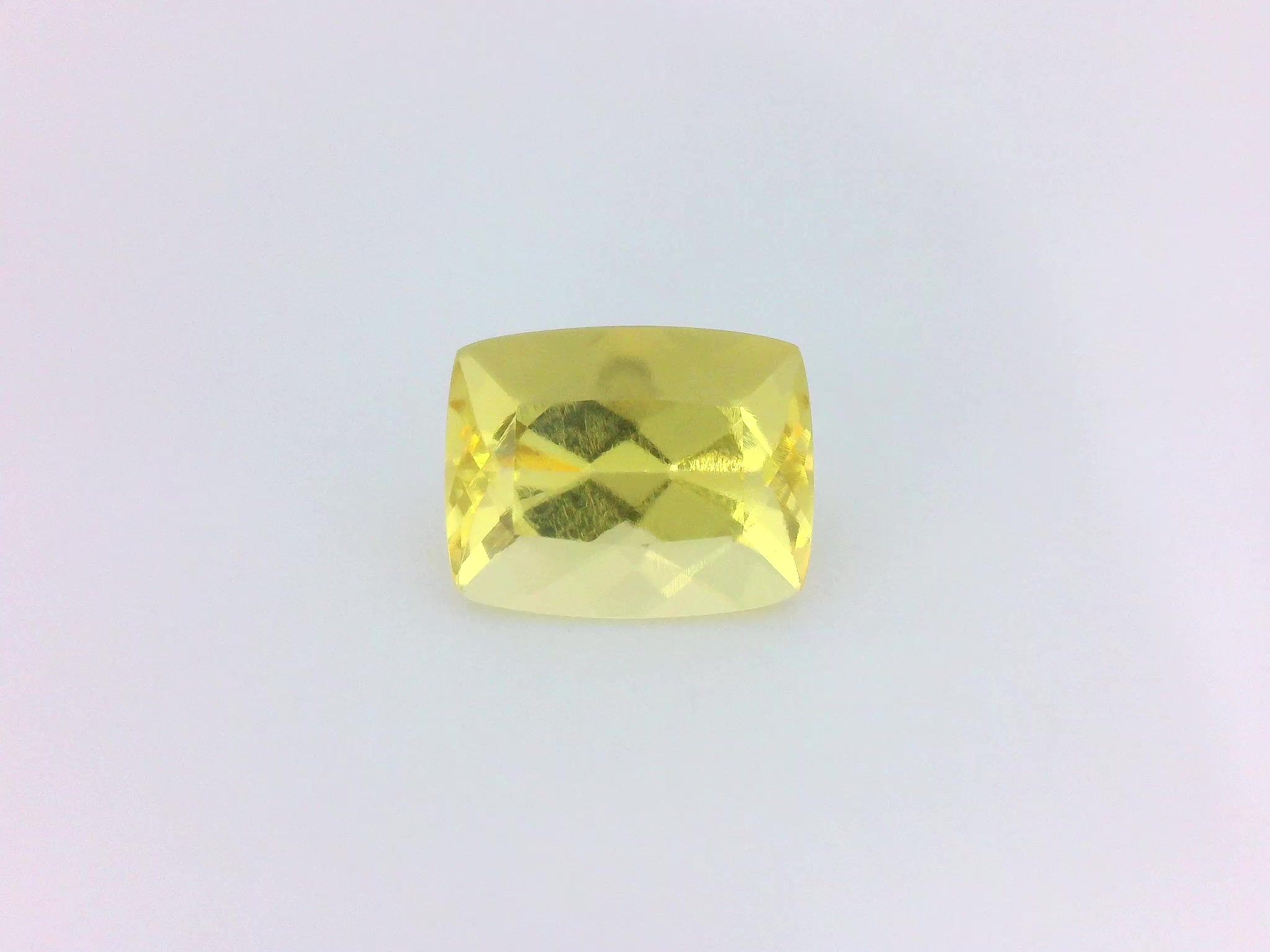 Heliodor 2,90 ct, żółty, szlif cushion