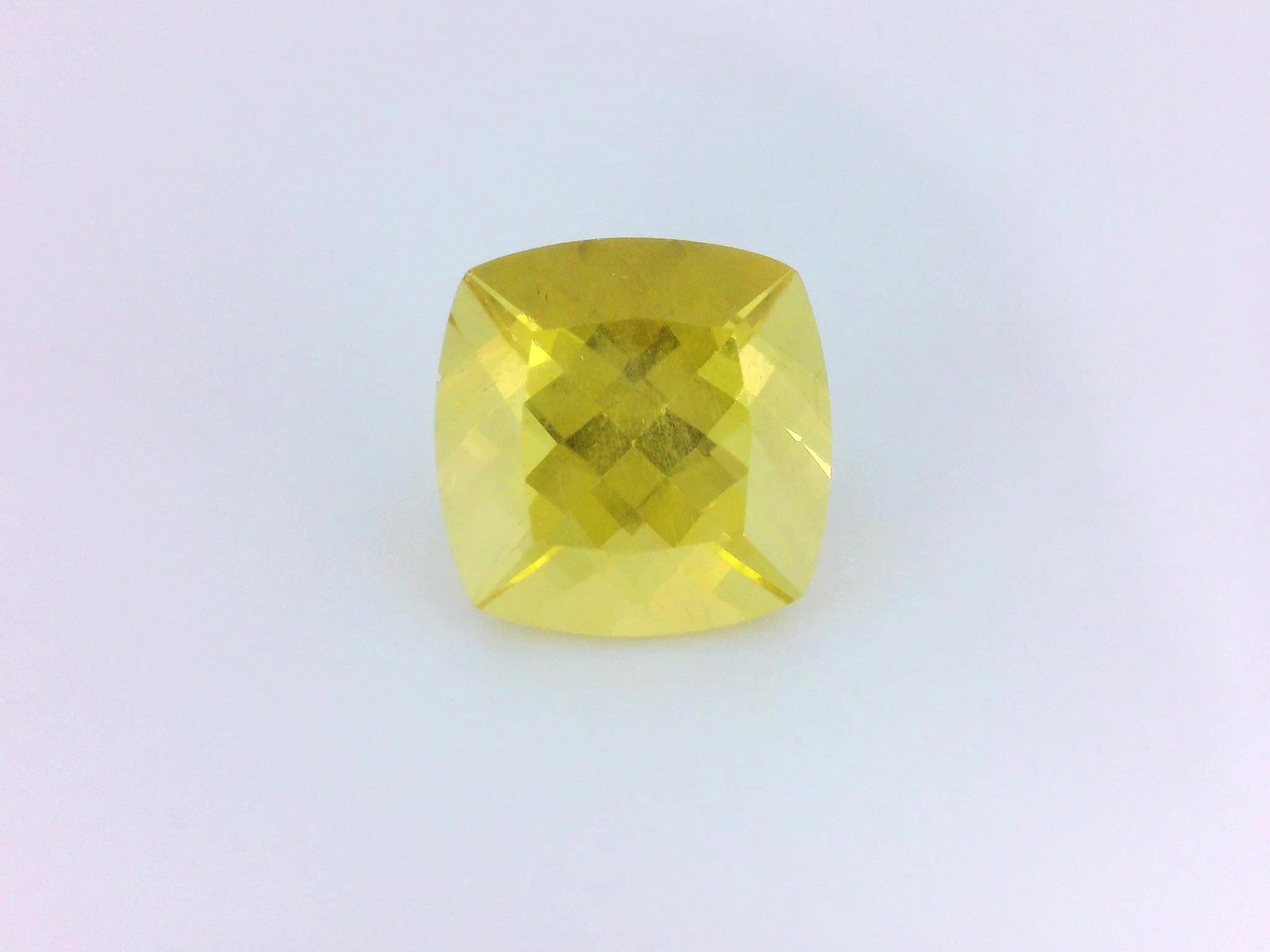 Heliodor 4,64 ct, żółty, szlif cushion