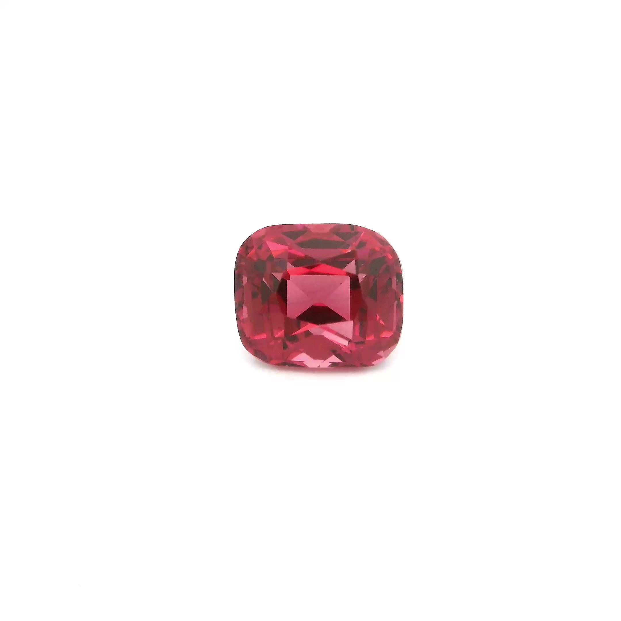 1.76 ct Cushion garnet