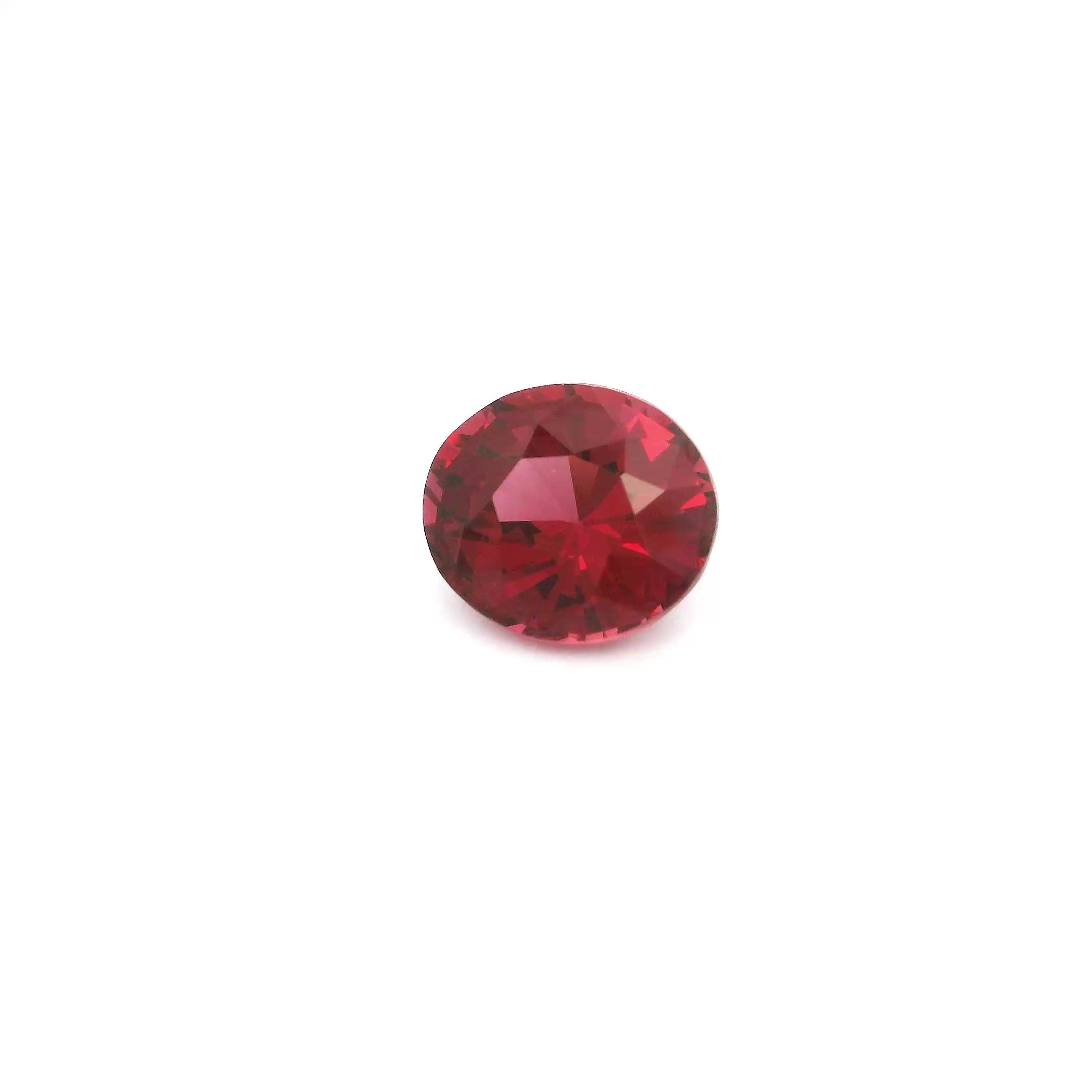2.23 ct Oval garnet