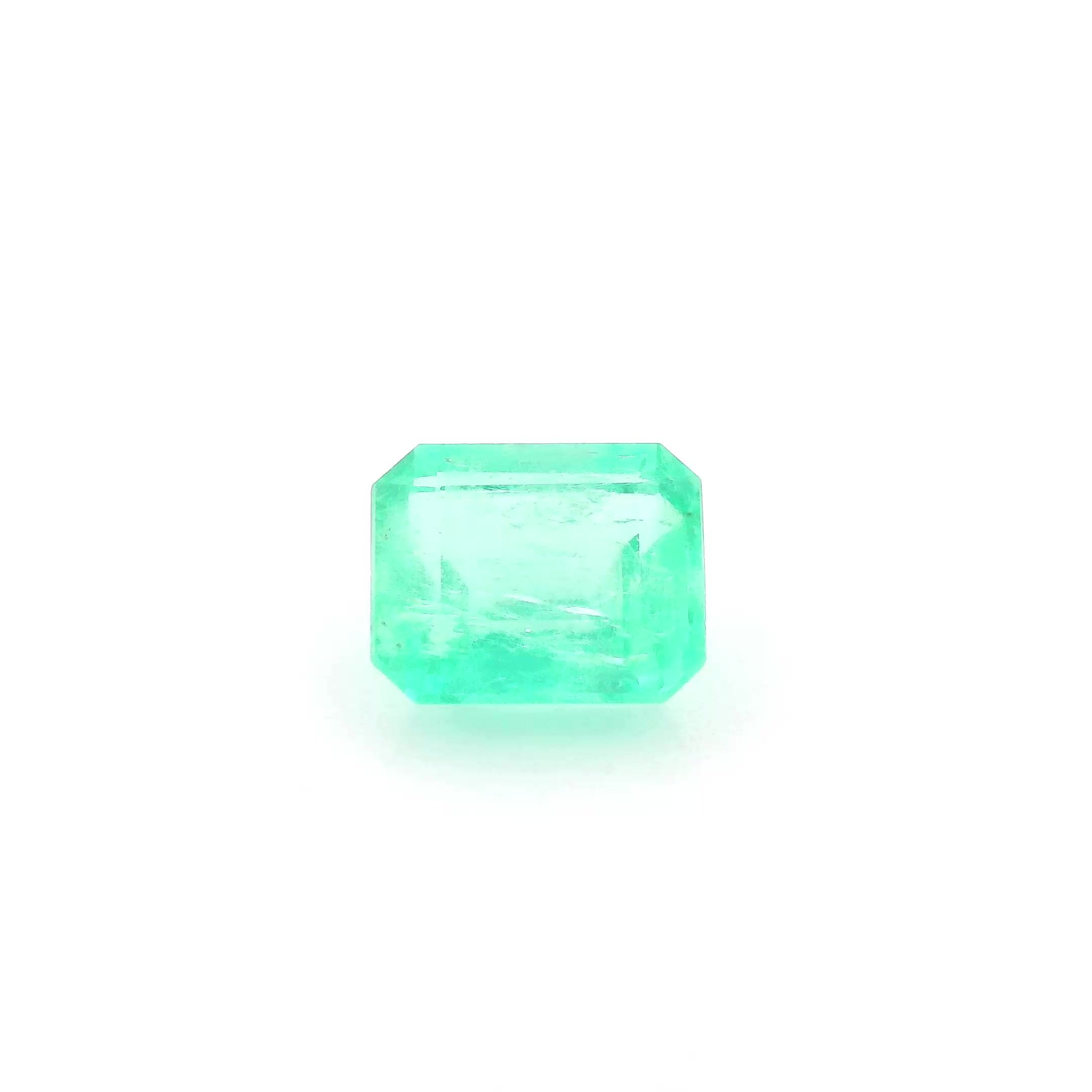 Szmaragd 1,57 ct, zielony, szlif szmaragdowy