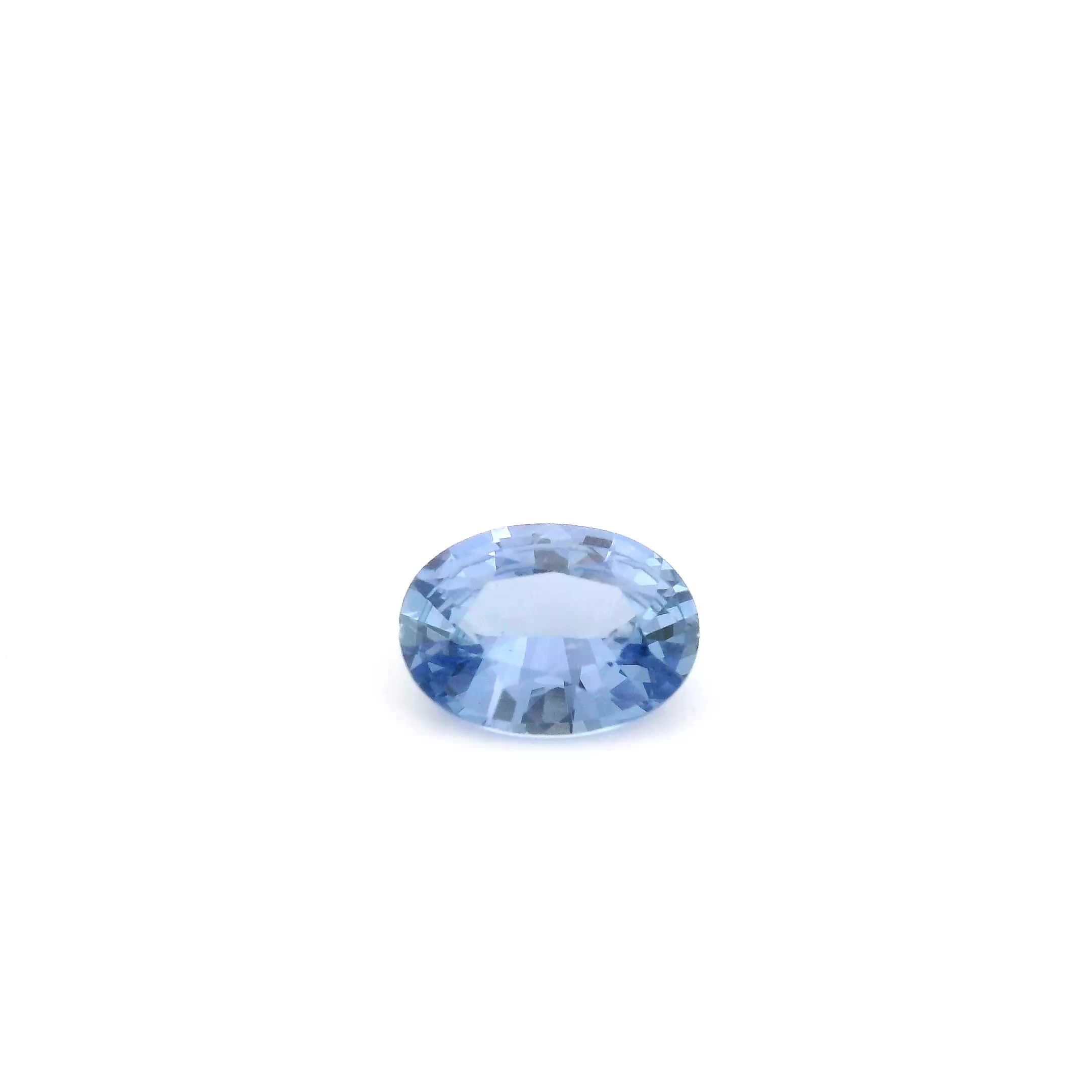 0.83 ct Oval sapphire