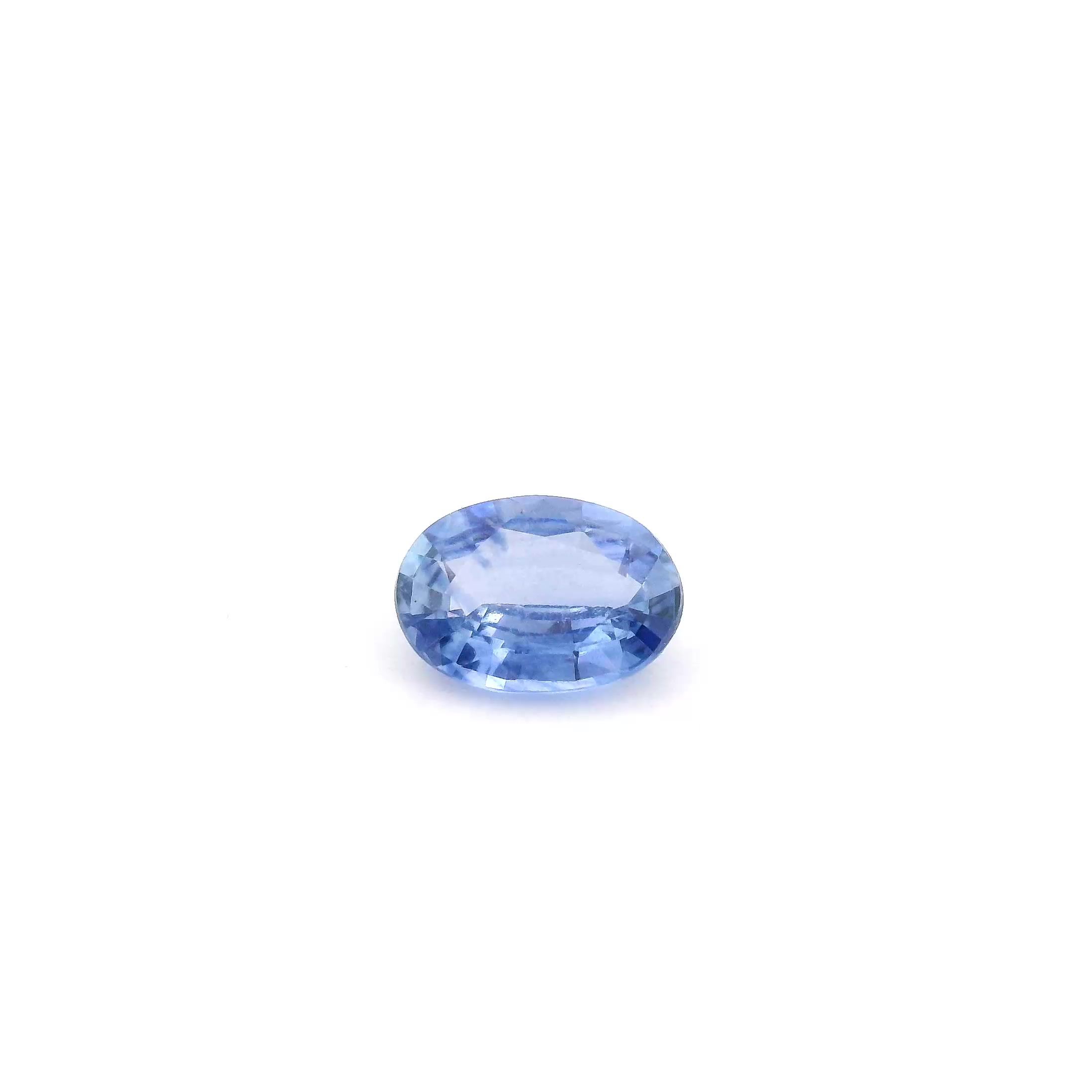 0.82 ct Oval sapphire