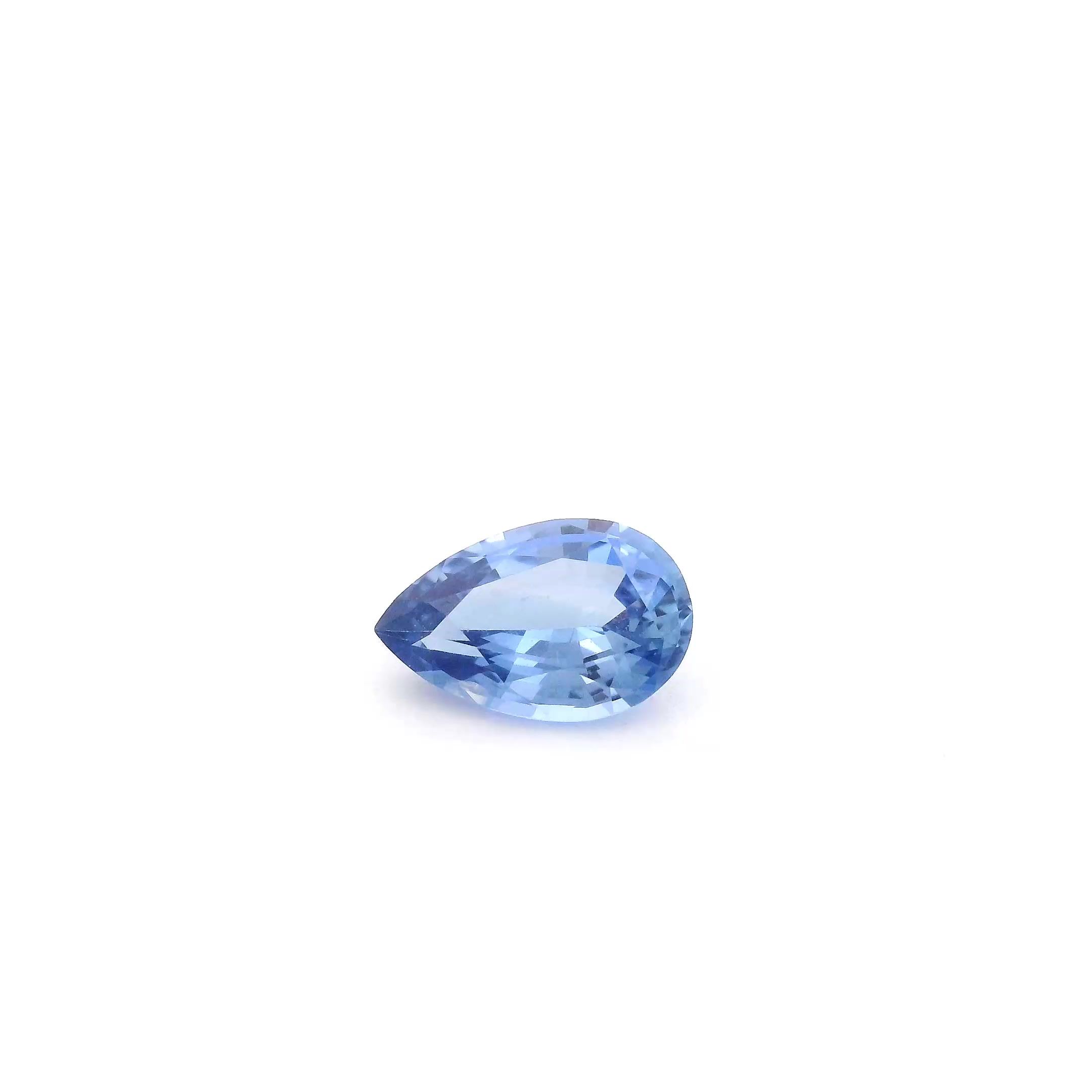 0.8 ct Pear sapphire