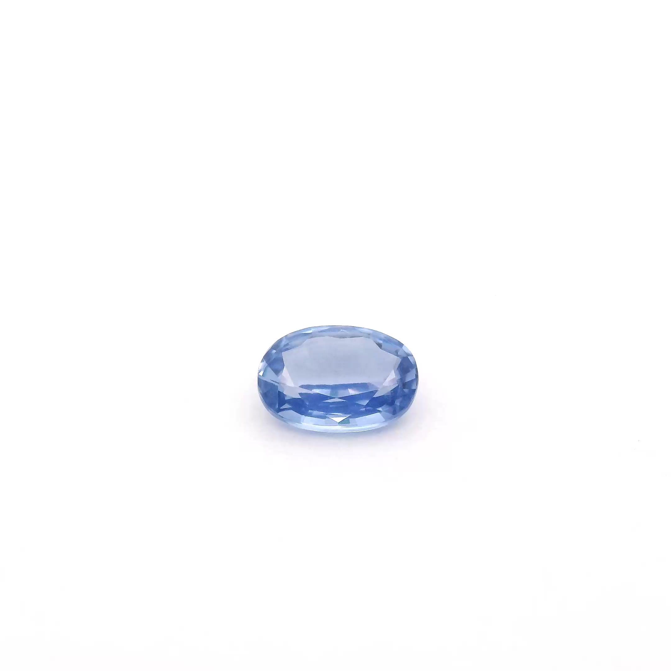 0.69 ct Oval sapphire