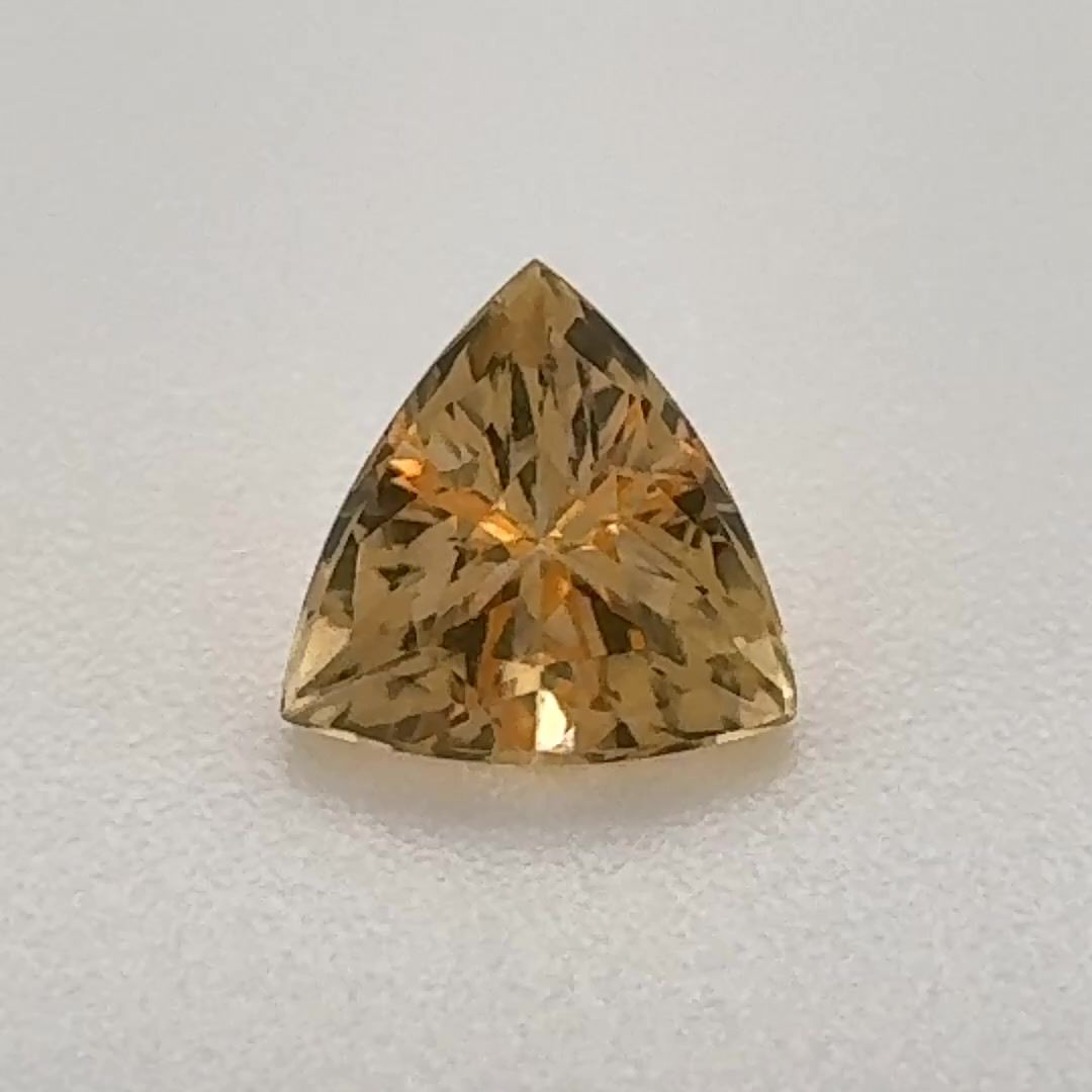 TOPAZ FACETED 0.765ct YELLOW Orangey Yellow EC BRAZIL NONE