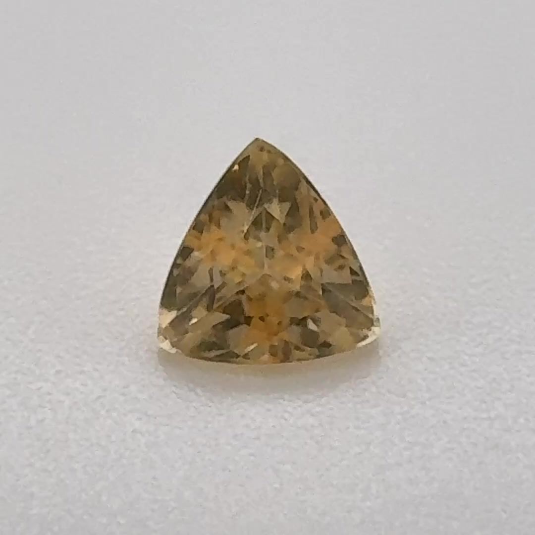 TOPAZ FACETED 0.53ct YELLOW Light Orangey Yellow EC BRAZIL NONE