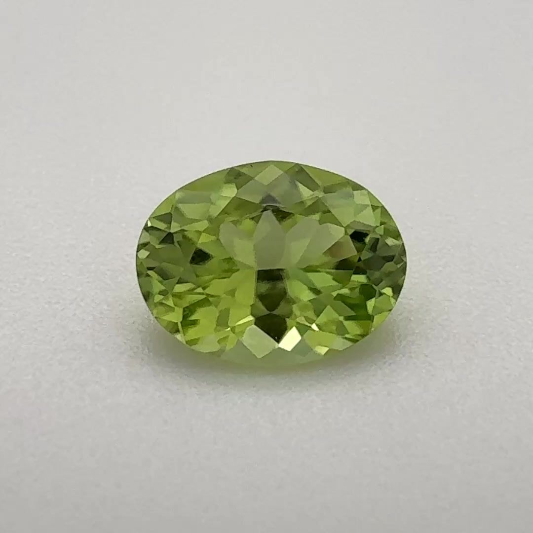 PERIDOT FACETED 1.205ct GREEN Yellowish Green EC BRAZIL NONE