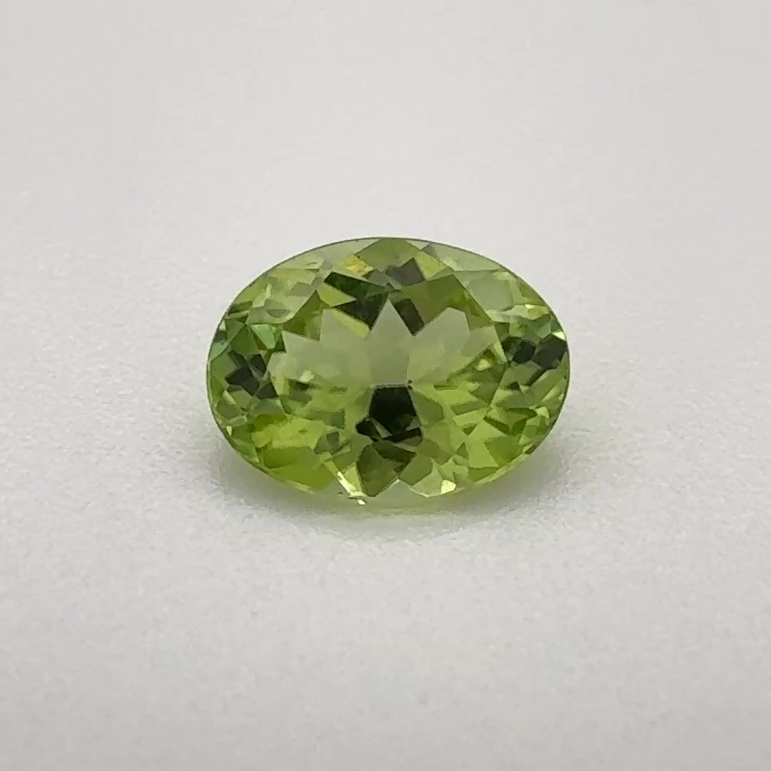 PERIDOT FACETED 1.0ct GREEN Yellowish Green EC BRAZIL NONE