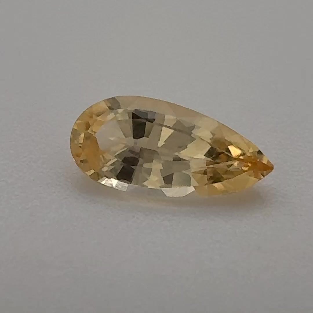 TOPAZ FACETED 0.805ct YELLOW Light Orangey Yellow EC BRAZIL NONE