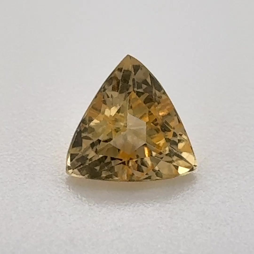 TOPAZ FACETED 0.83ct YELLOW Light Orangey Yellow SI BRAZIL NONE