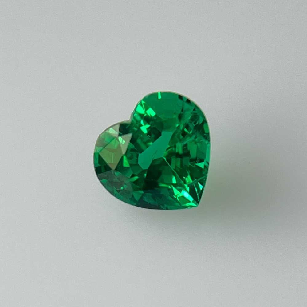 Szmaragd 1,19 ct, zielony, szlif serce