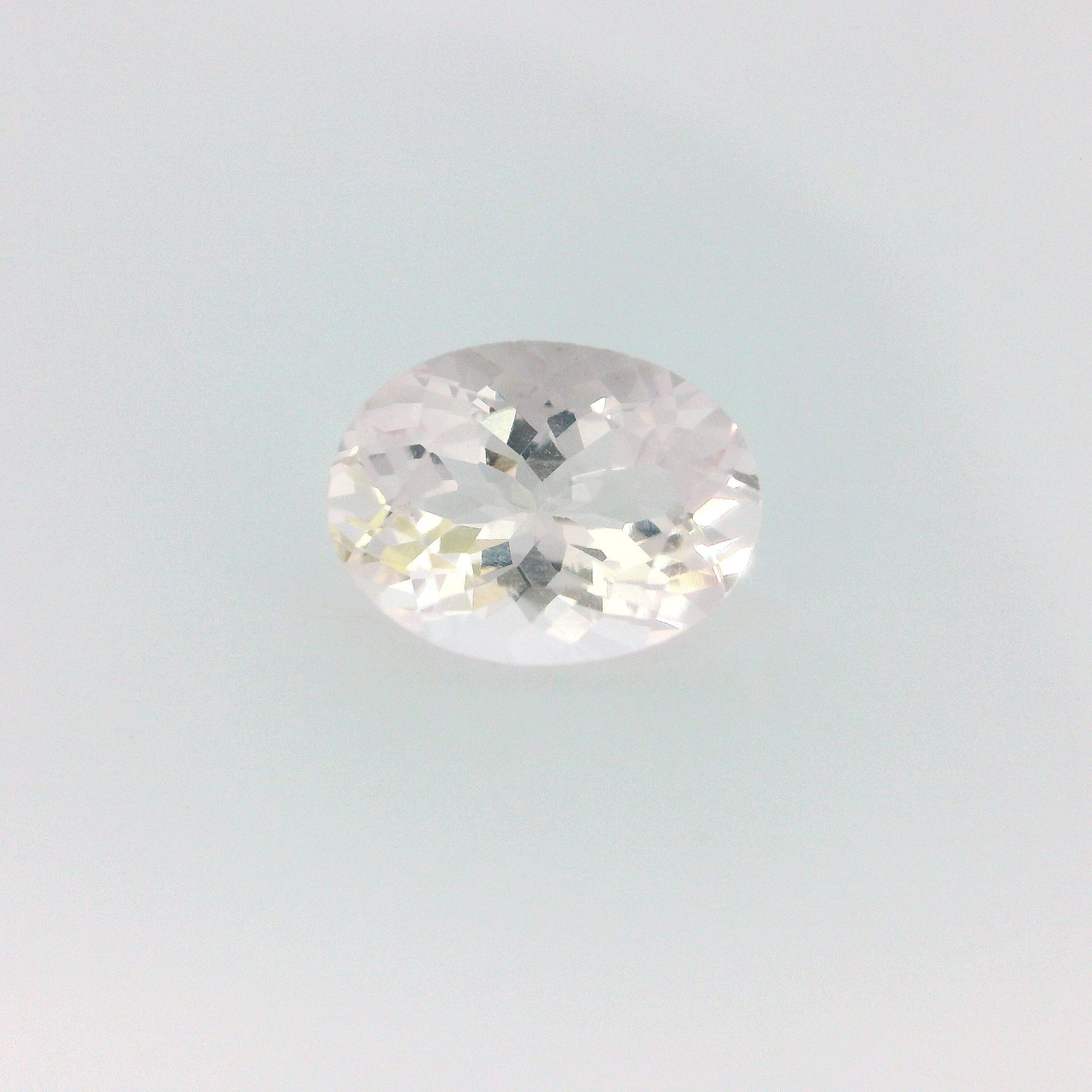 2.31 ct Oval morganite