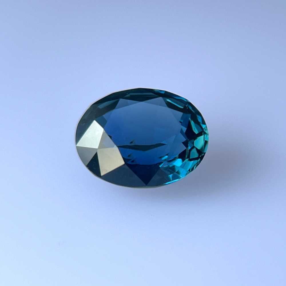 5.13 ct Oval Sapphire