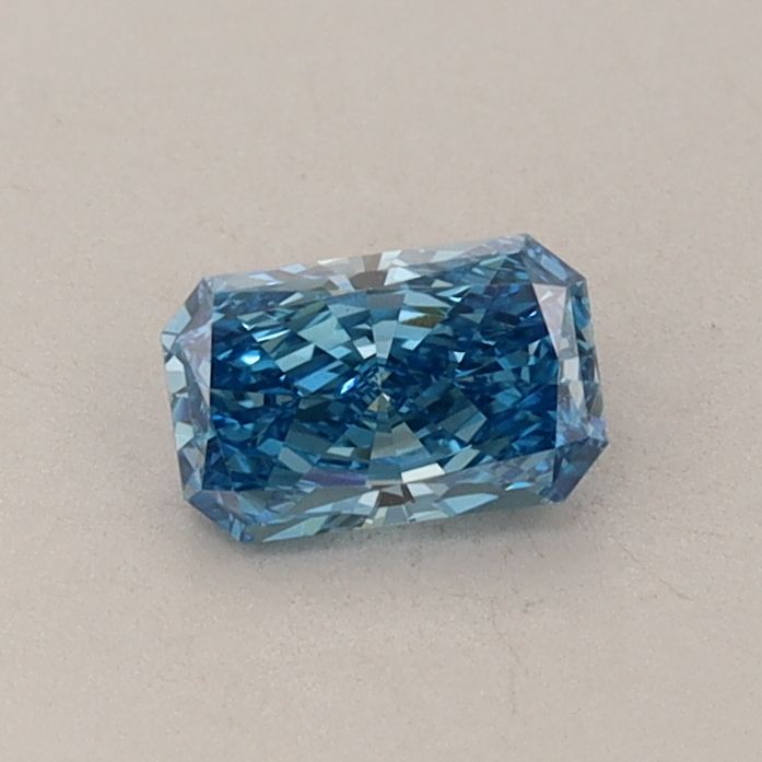 0.38 CT Fancy Vivid Blue RADIANT