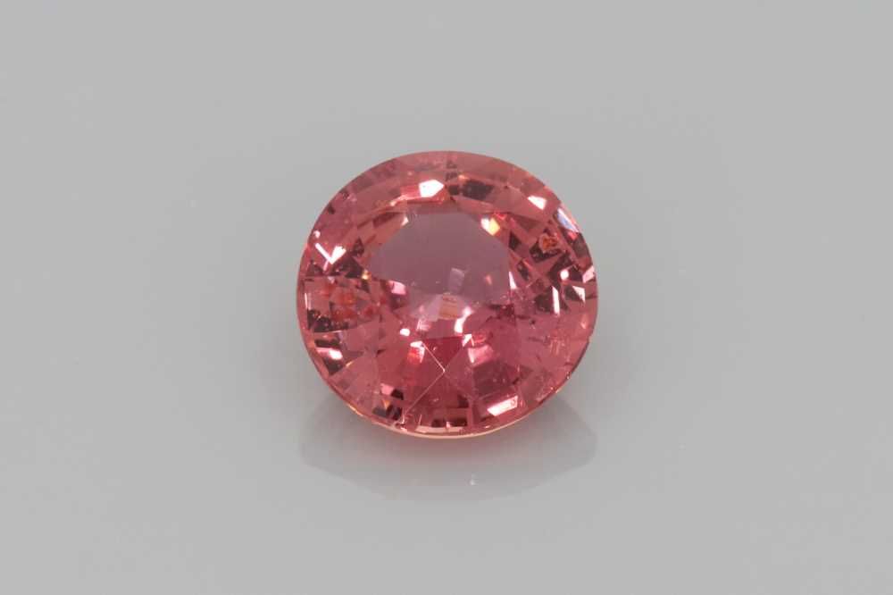 Szafir 1,58 ct, różowy, szlif okrągły