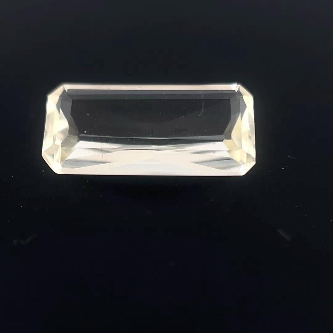 Morganit 2,08 ct, różowy, szlif szmaragdowy