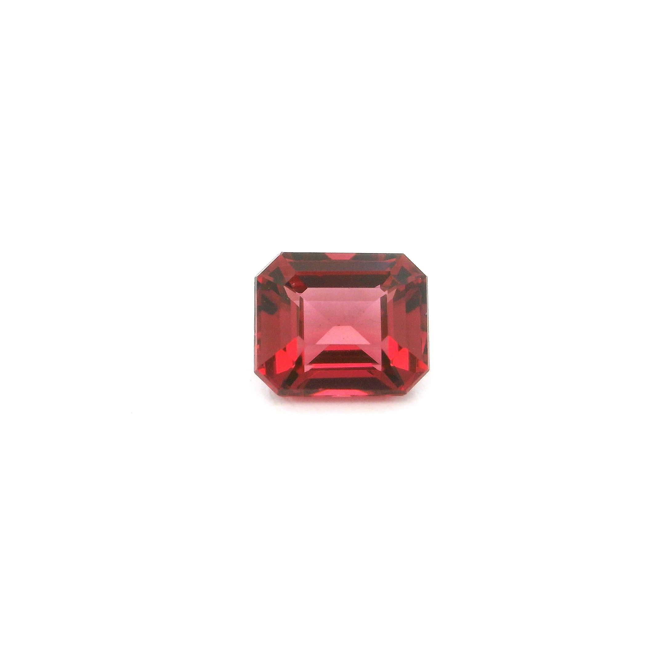 1.47 ct Octagonal garnet
