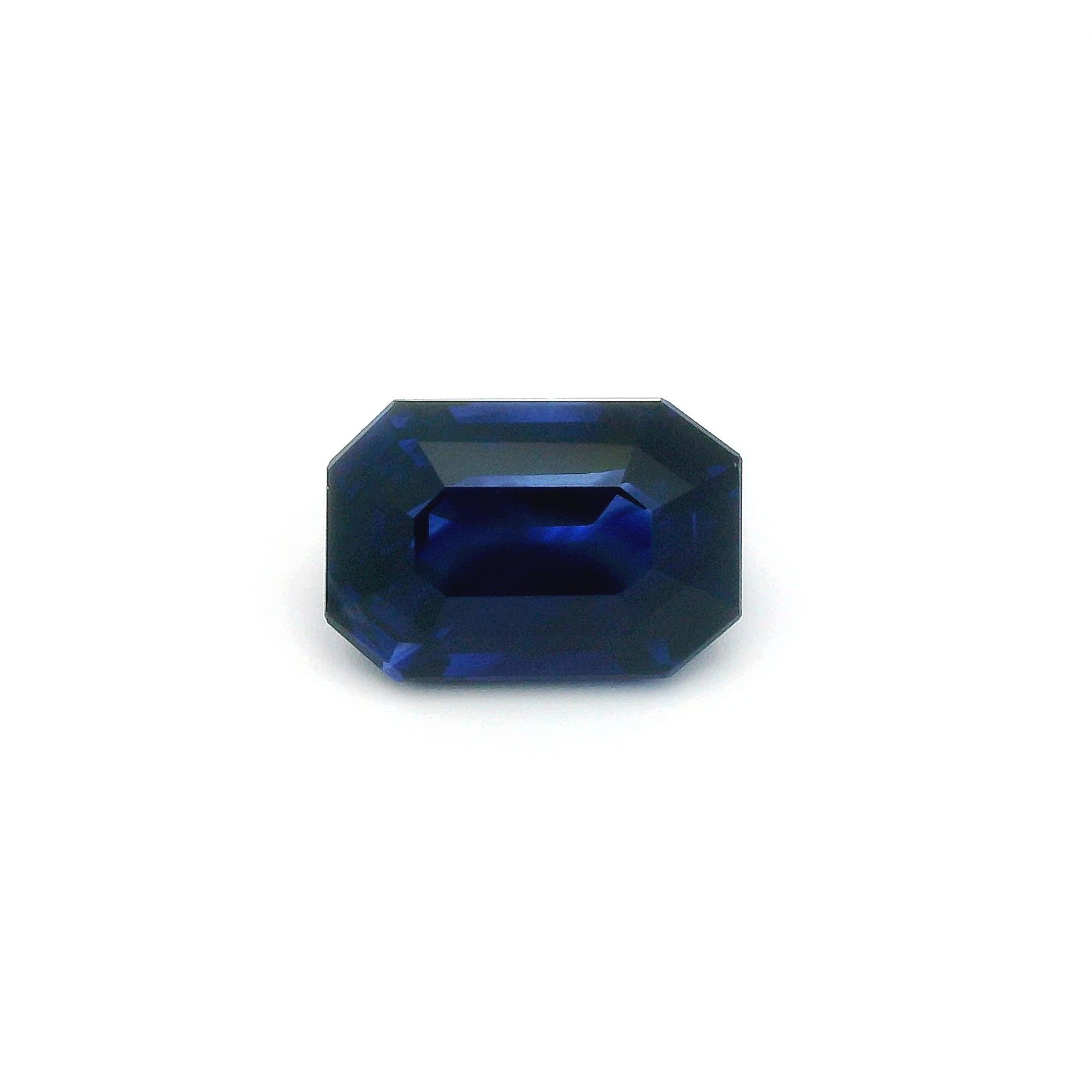 5.44 ct Sapphire