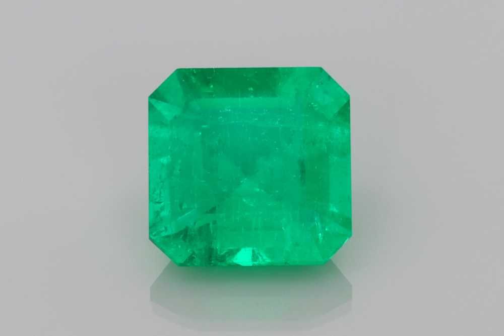 Szmaragd 2,11 ct, zielony, szlif asscher