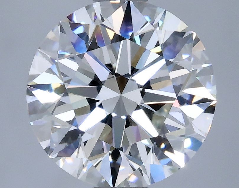 Prírodný diamant okrúhly...