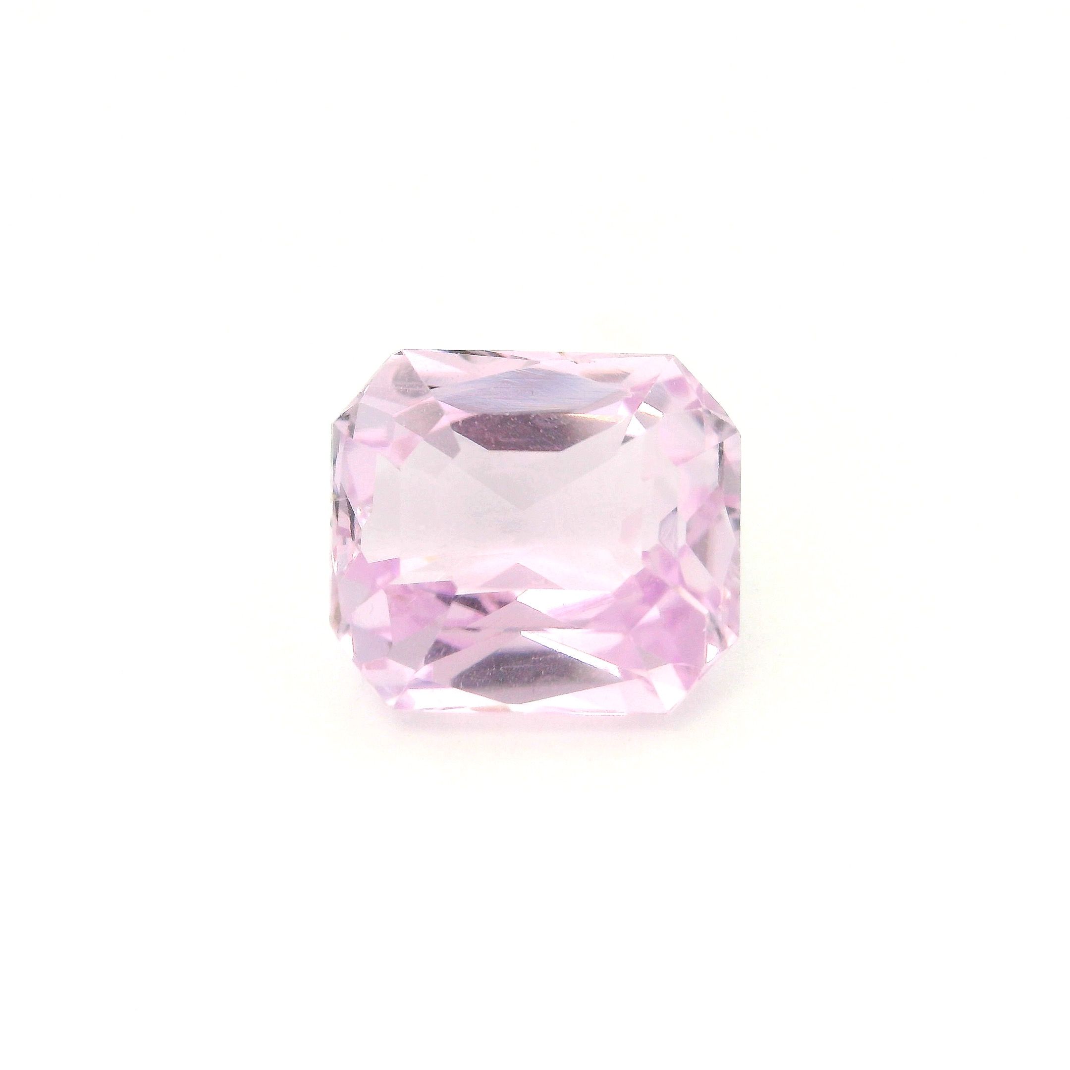 Kunzyt 8,61 ct, różowy, szlif ośmiokątny