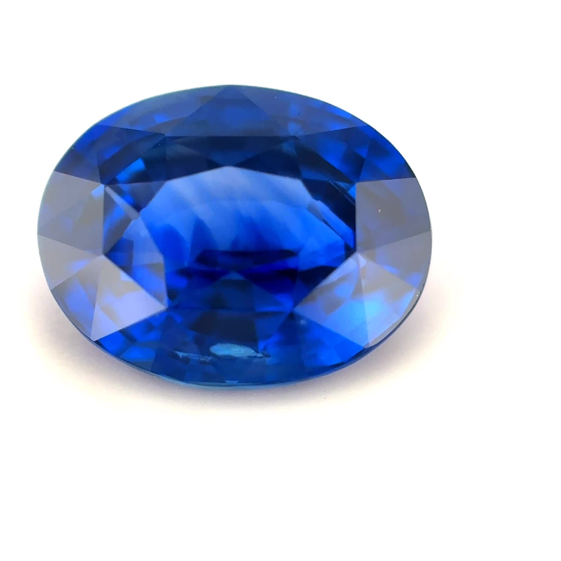 2.02 ct Oval Sapphire