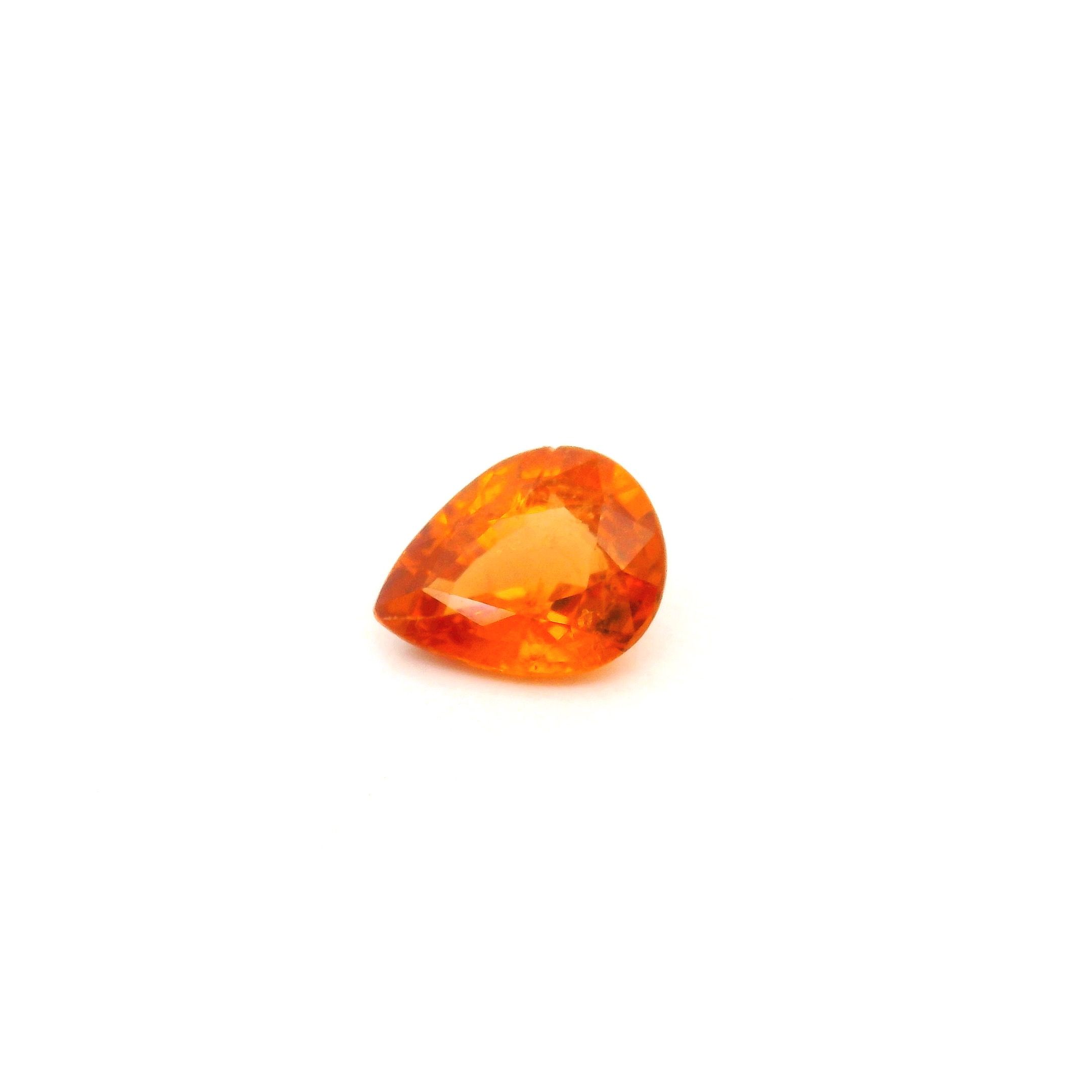 Granat 1,23 ct, pomarańczowy, szlif gruszka