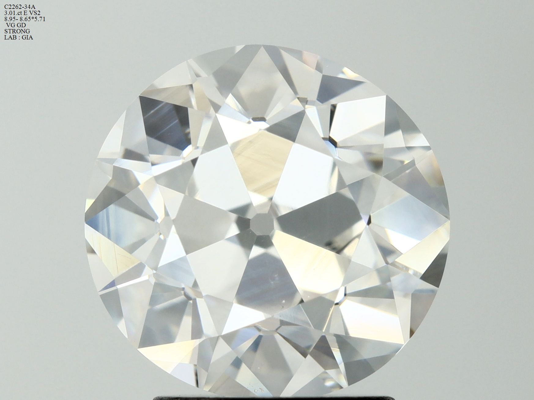 Prírodný diamant , VS2, E,...