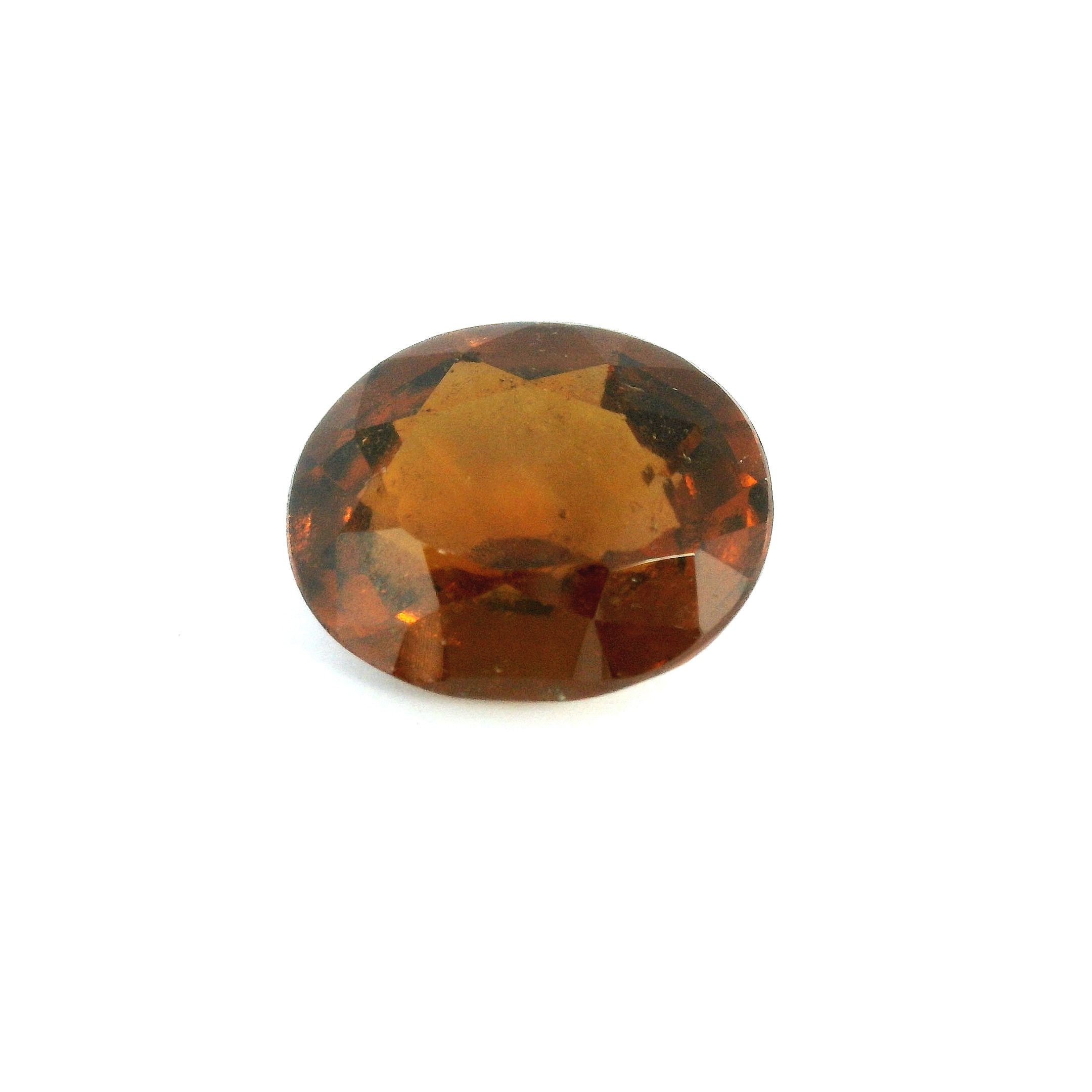 5.31 ct Oval garnet
