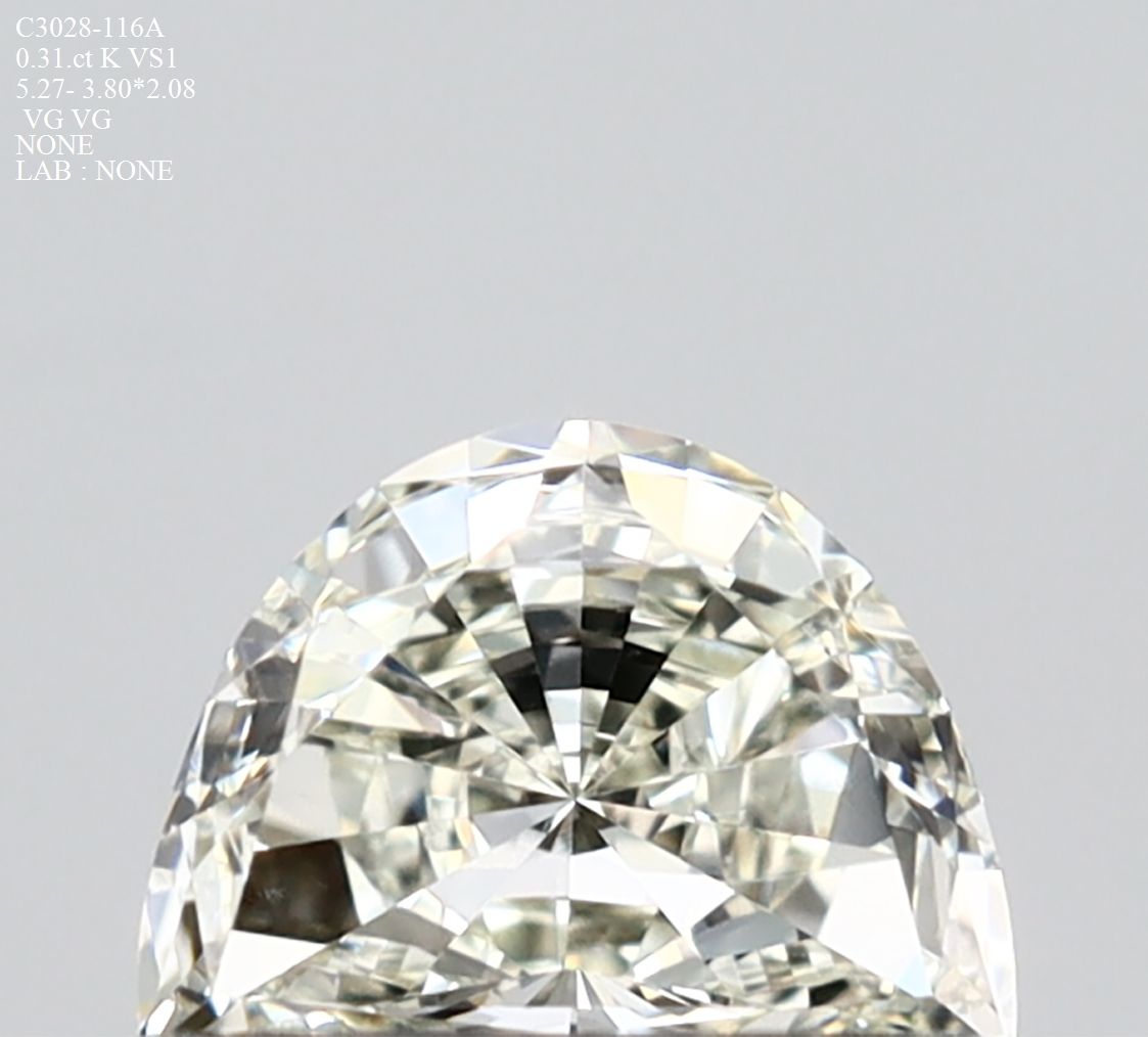 Prírodný diamant half moon,...