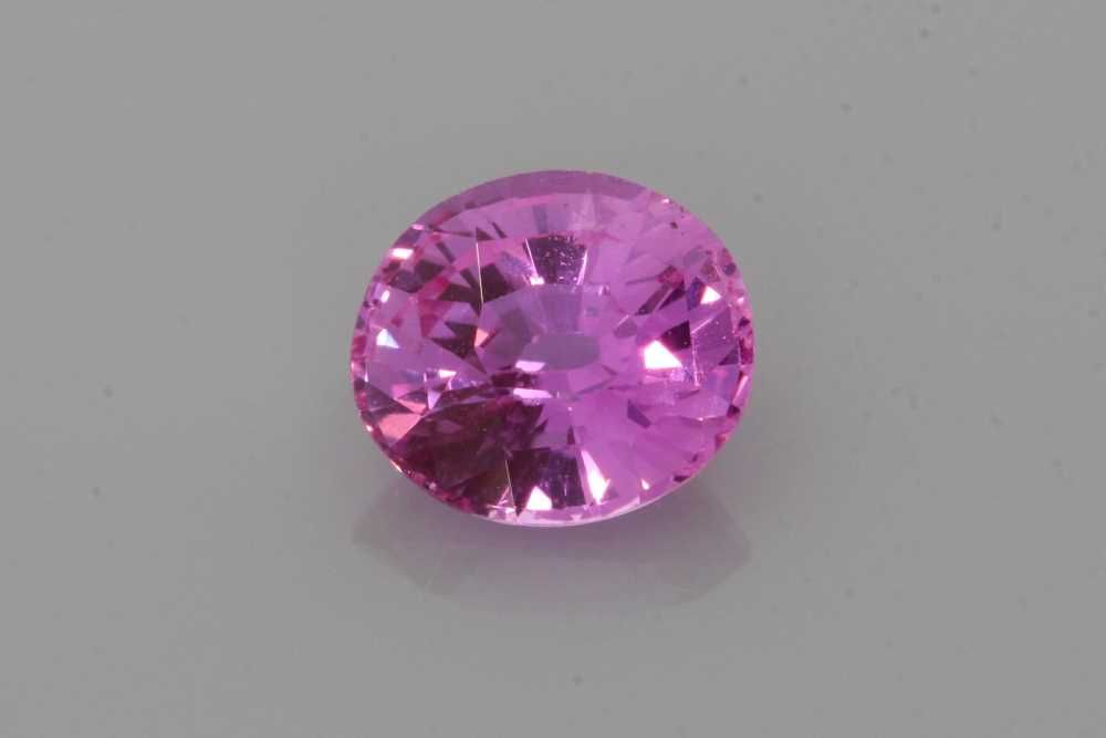 Szafir 1,70 ct, różowy, szlif owalny