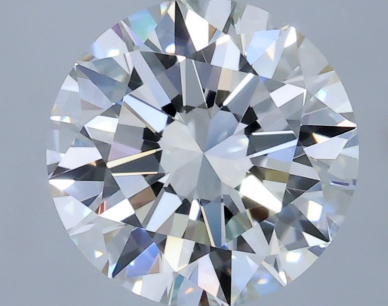 Prírodný diamant okrúhly...