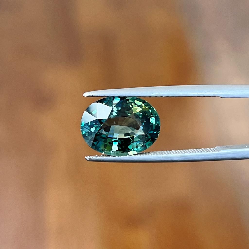 SAPPHIRE FACETED 5.53ct GREEN GREEN EC SRILANKA HEATED