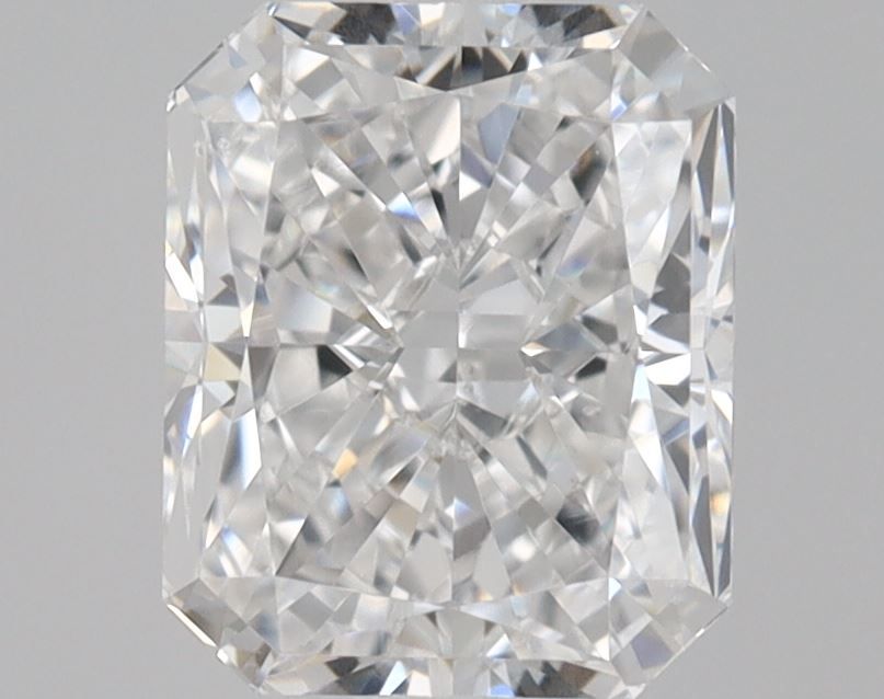 Prírodný diamant radiant,...