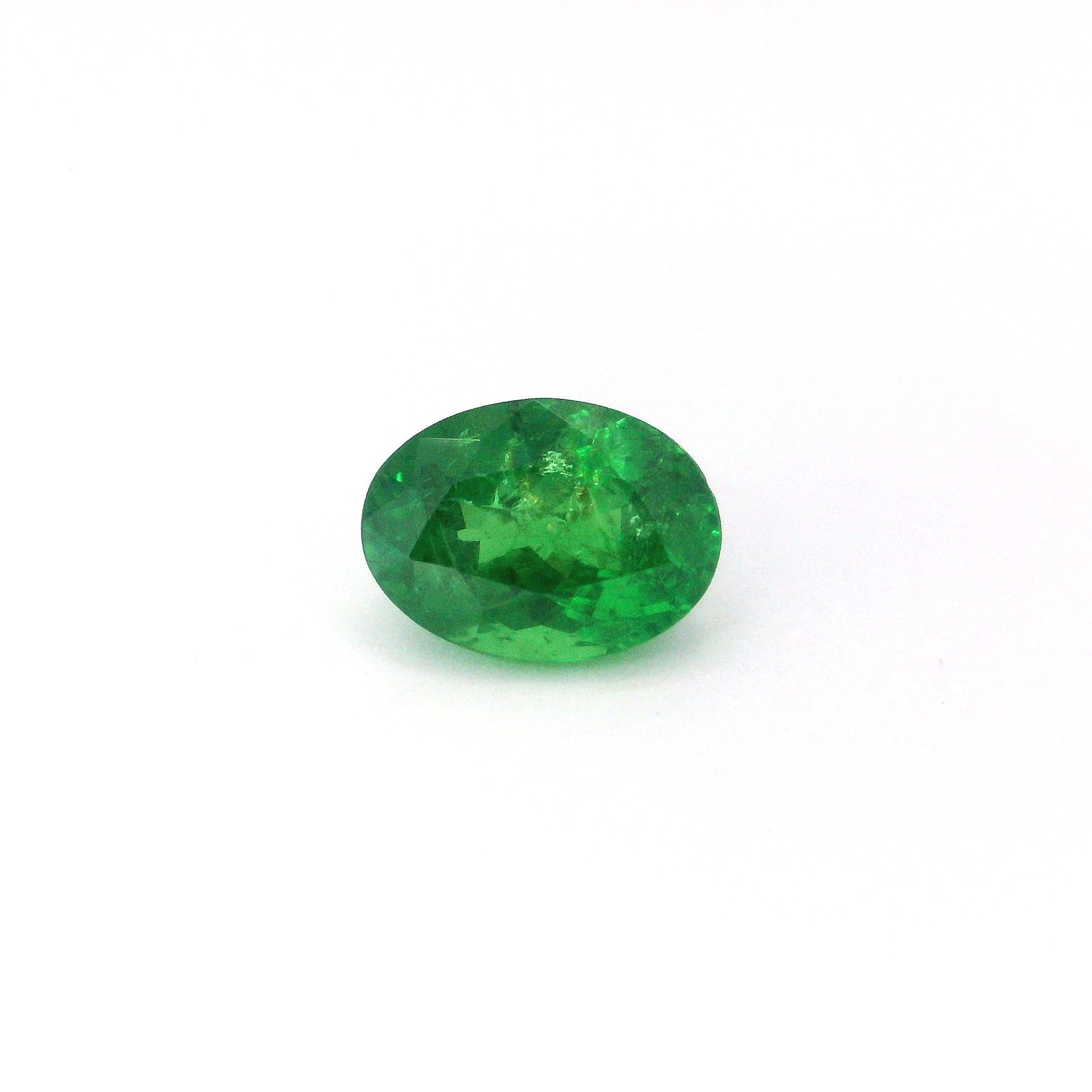 Granat 1,76 ct, zielony, szlif owalny